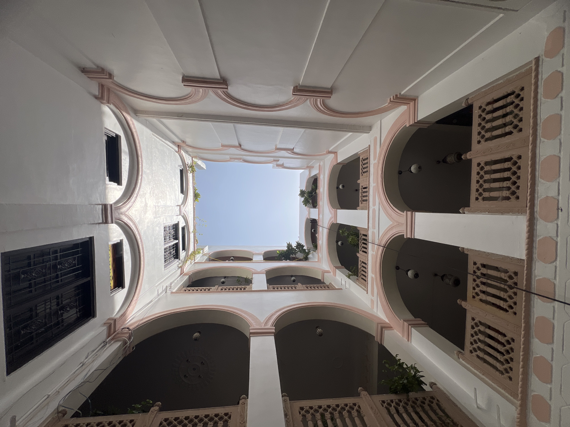Courtyards and cows: a quiet morning in Pushkar