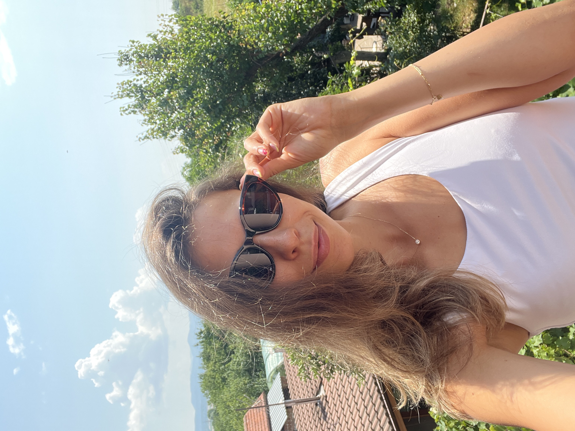 Sunny morning snapshots from Novi Iskar, Bulgaria