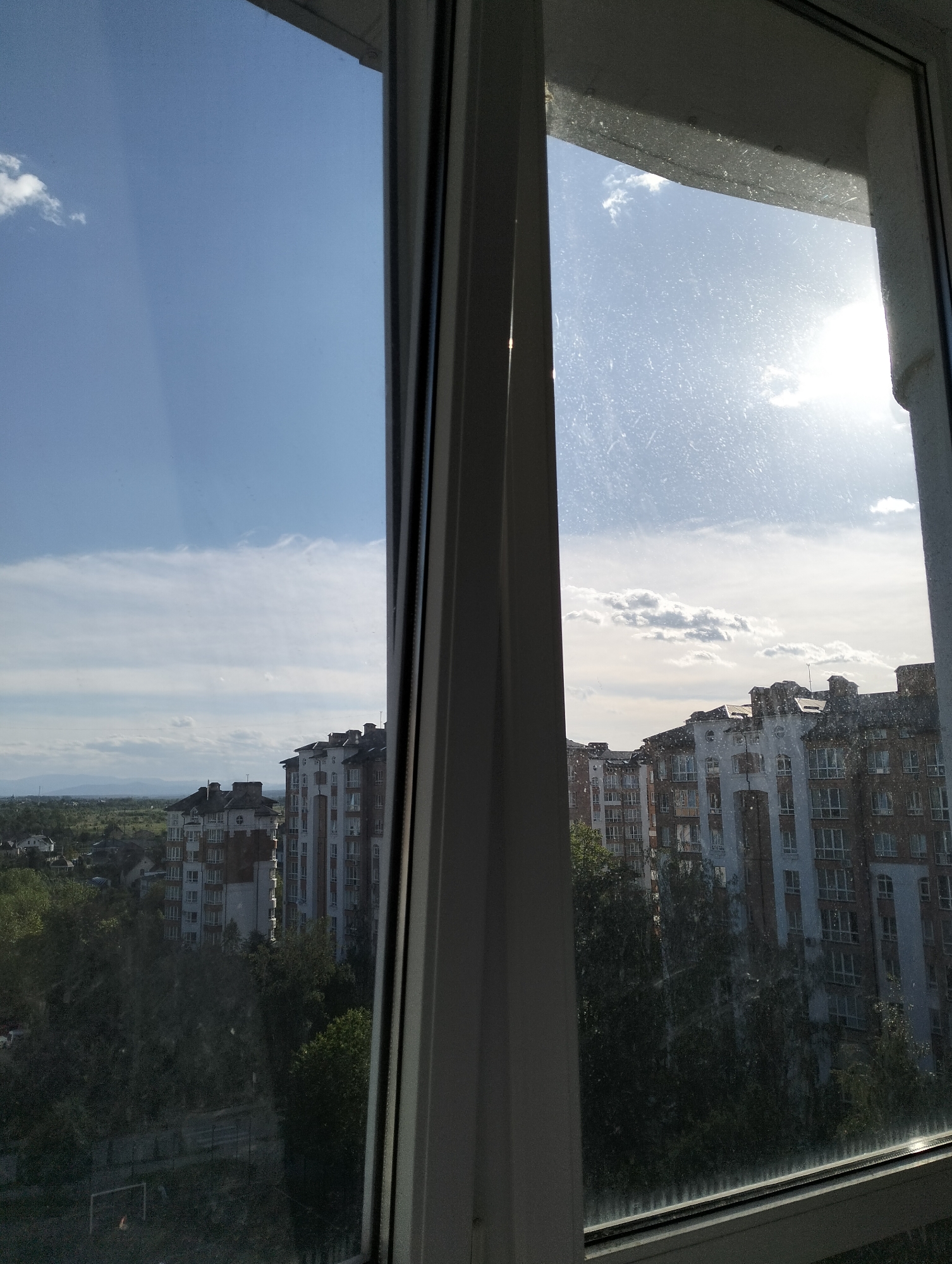 Daily life moments captured across Krykhivtsi, Ukraine residential area