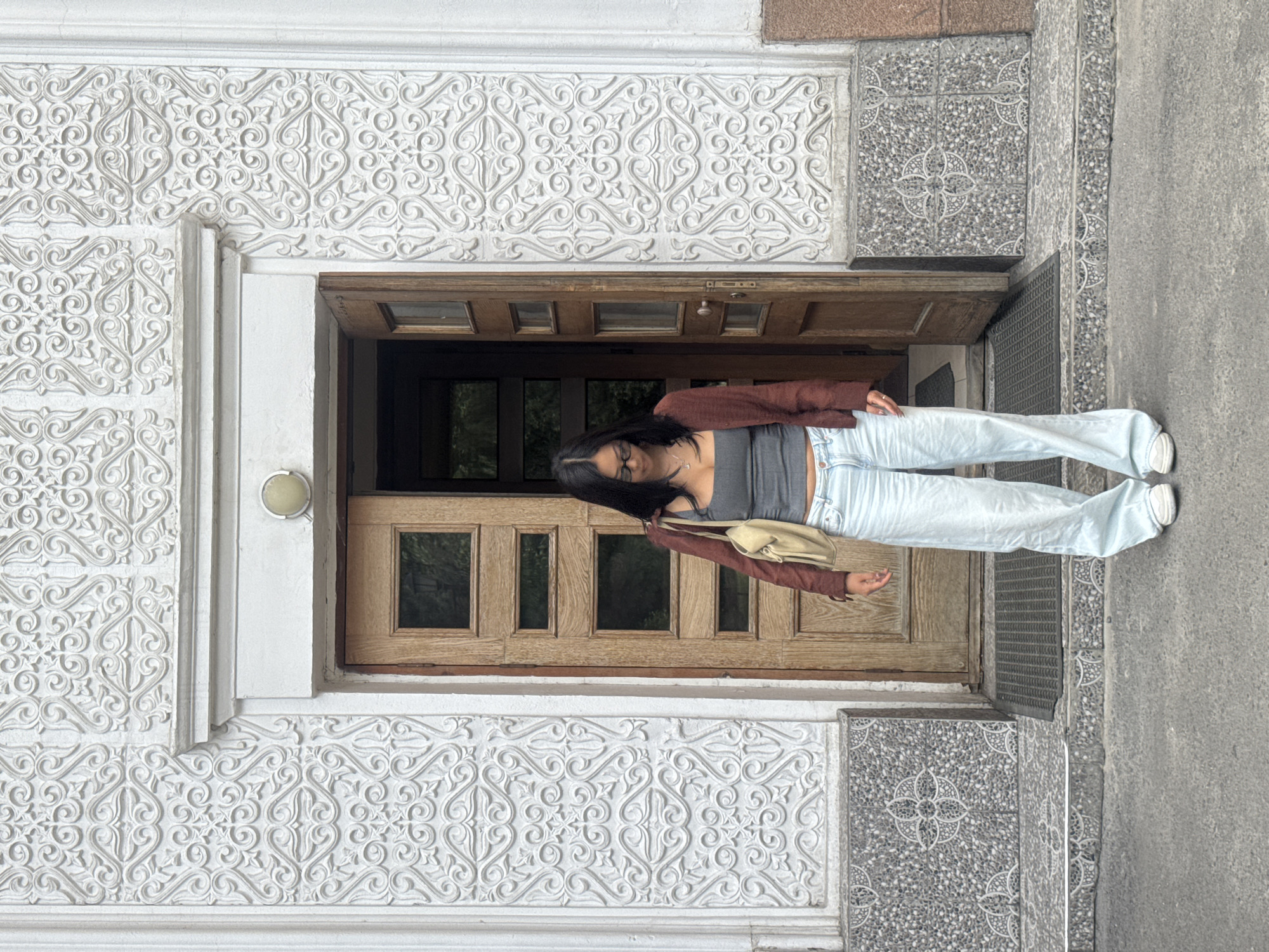 Morning tourism at Bishkek cultural landmarks documented by witnesses