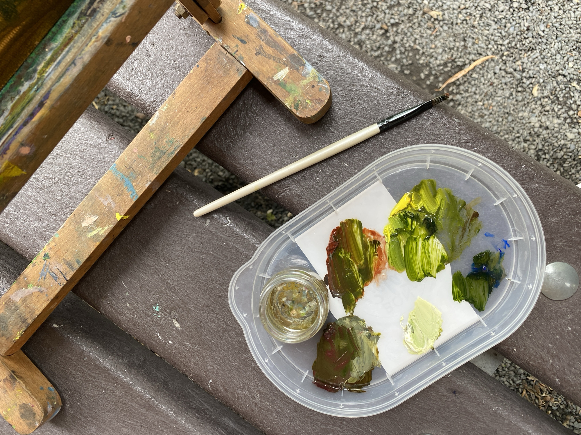 Artist paints outdoors in Czech town, creates local landscape