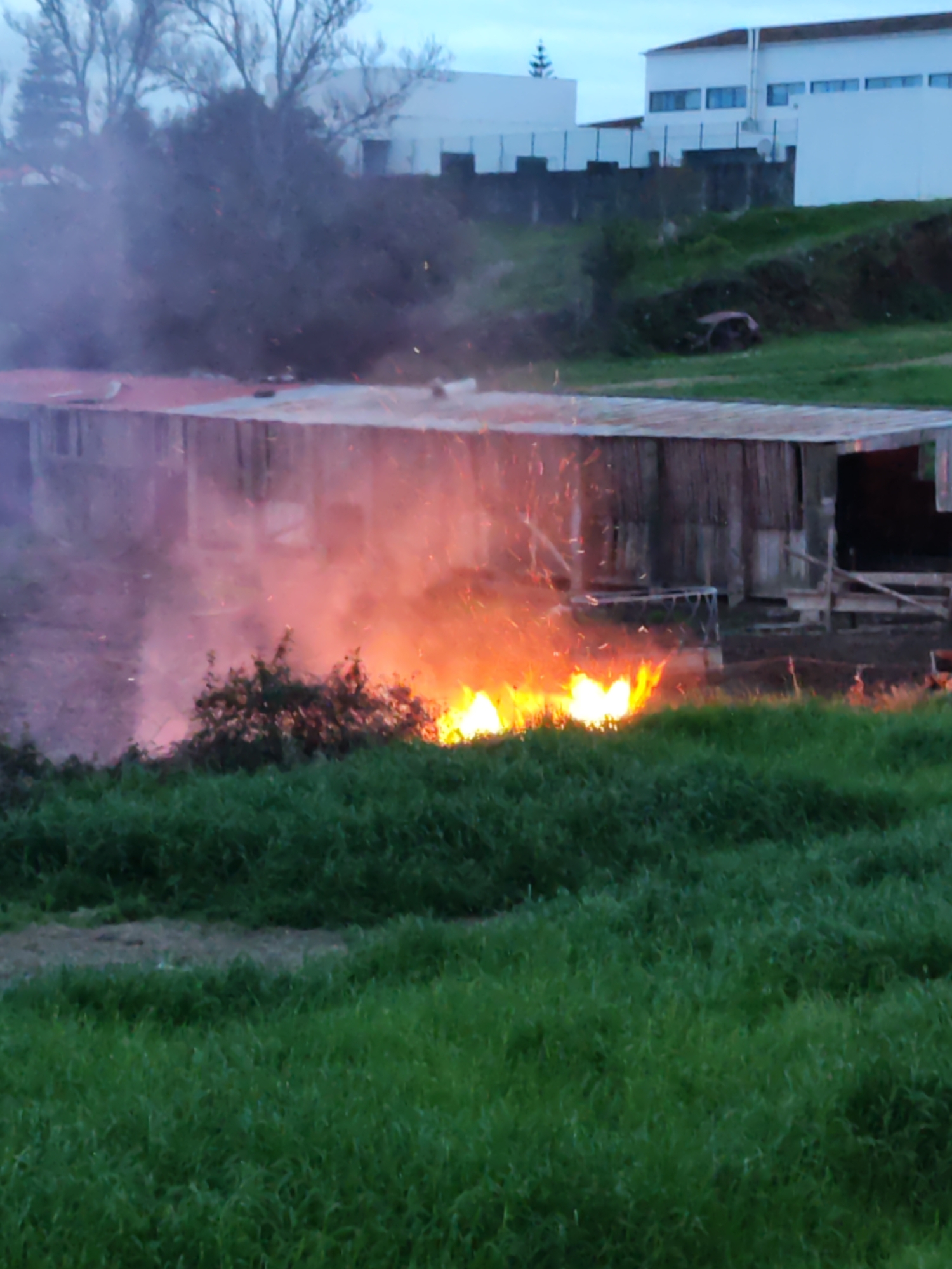 Wooden shed catches fire in Ribeira Grande, Portugal