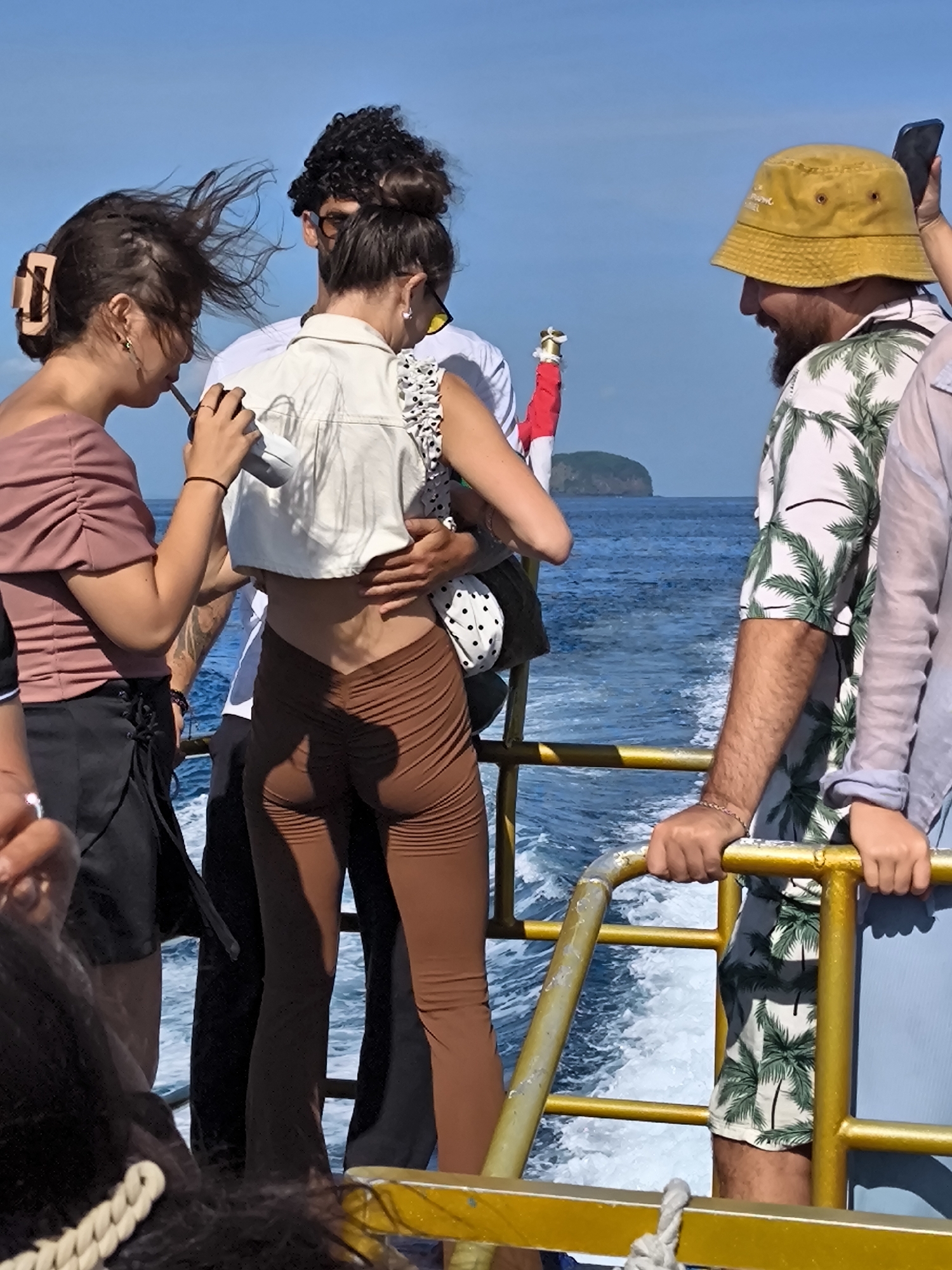 Tour boat passengers spotted off Indonesian coast