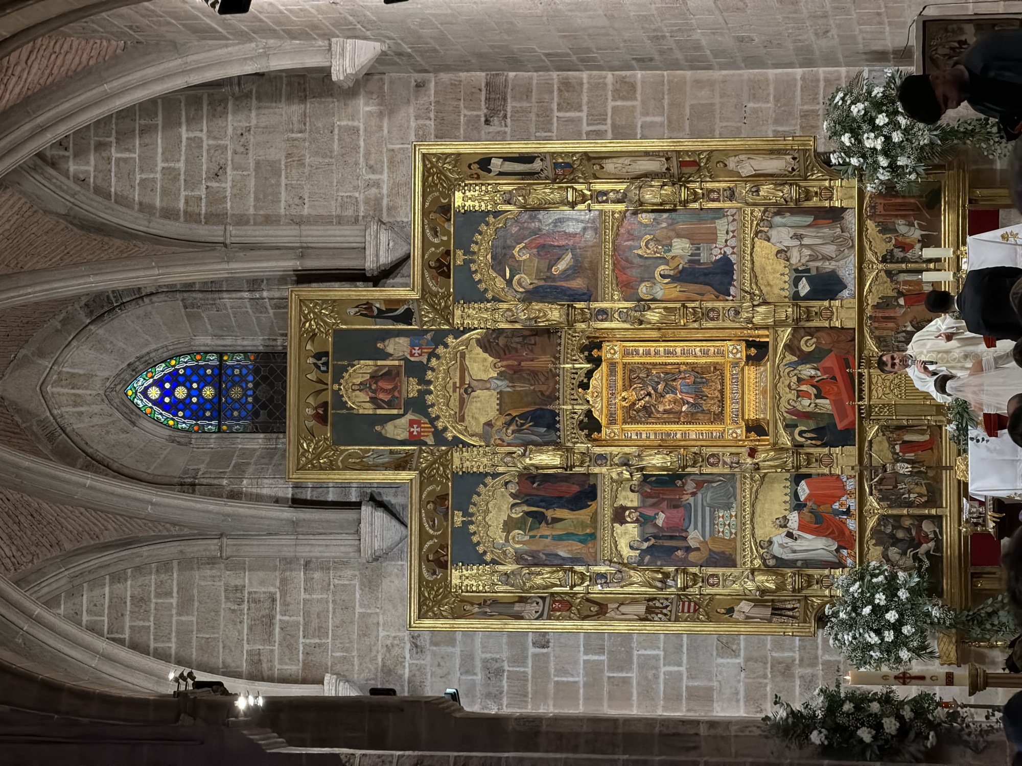 Golden altarpiece documented at El Puig monastery, Spain