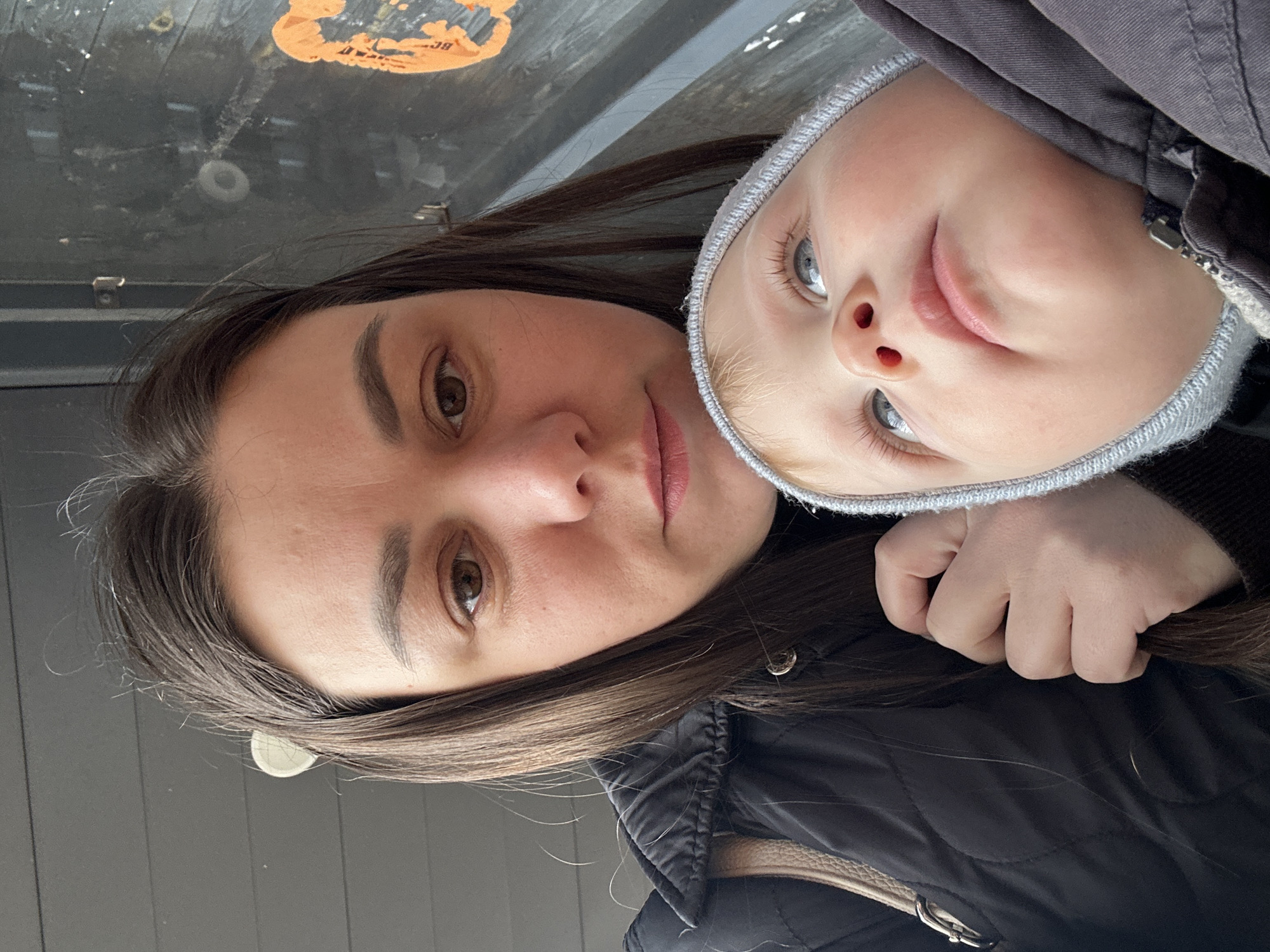 Morning moments documented in Chaikovsky: family selfies, resting cat