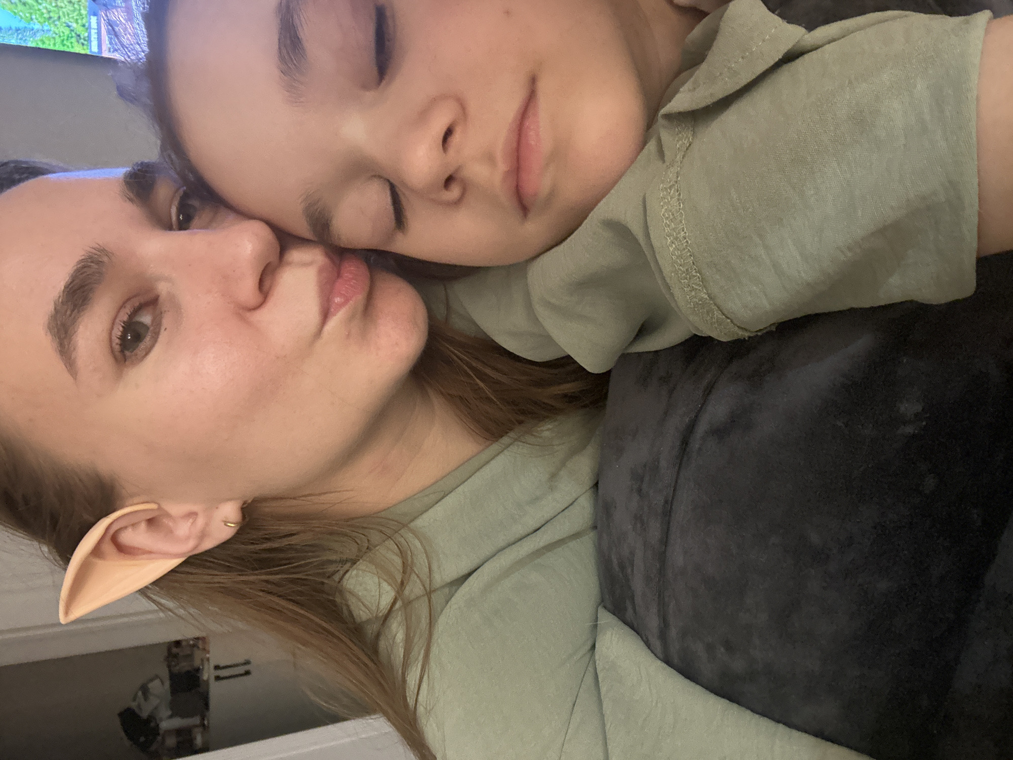Family captures casual indoor moments with playful accessories