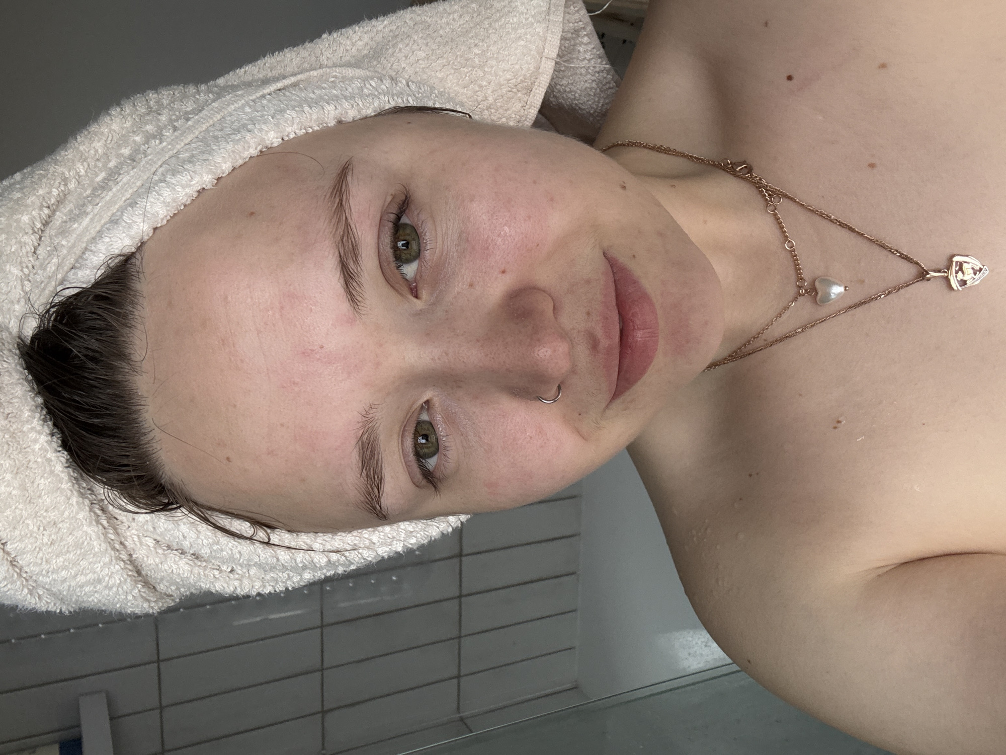 Morning bathroom routine captured in Izhevsk selfie session
