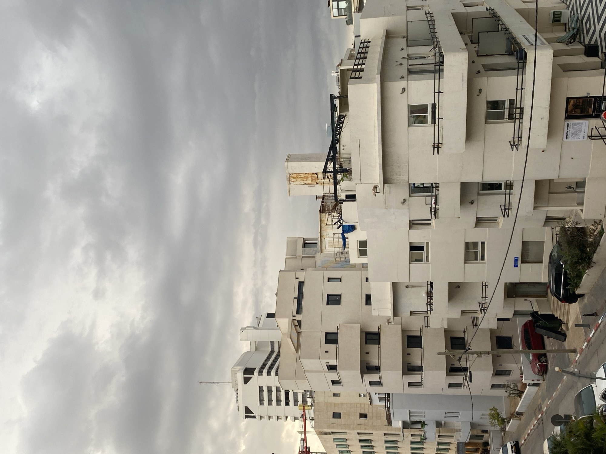 Early morning urban activity documented across Tel Aviv