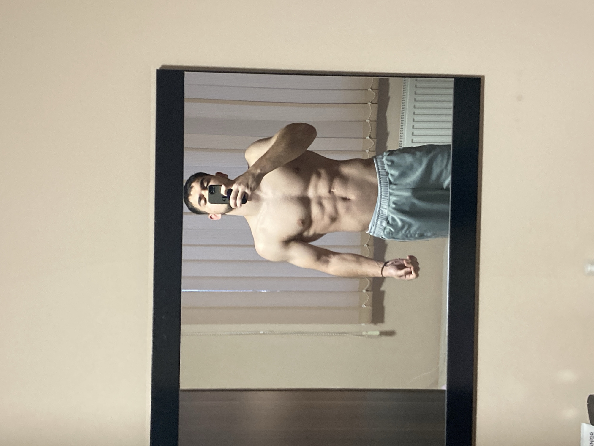 Man takes mirror selfie in Radinovo, Bulgaria