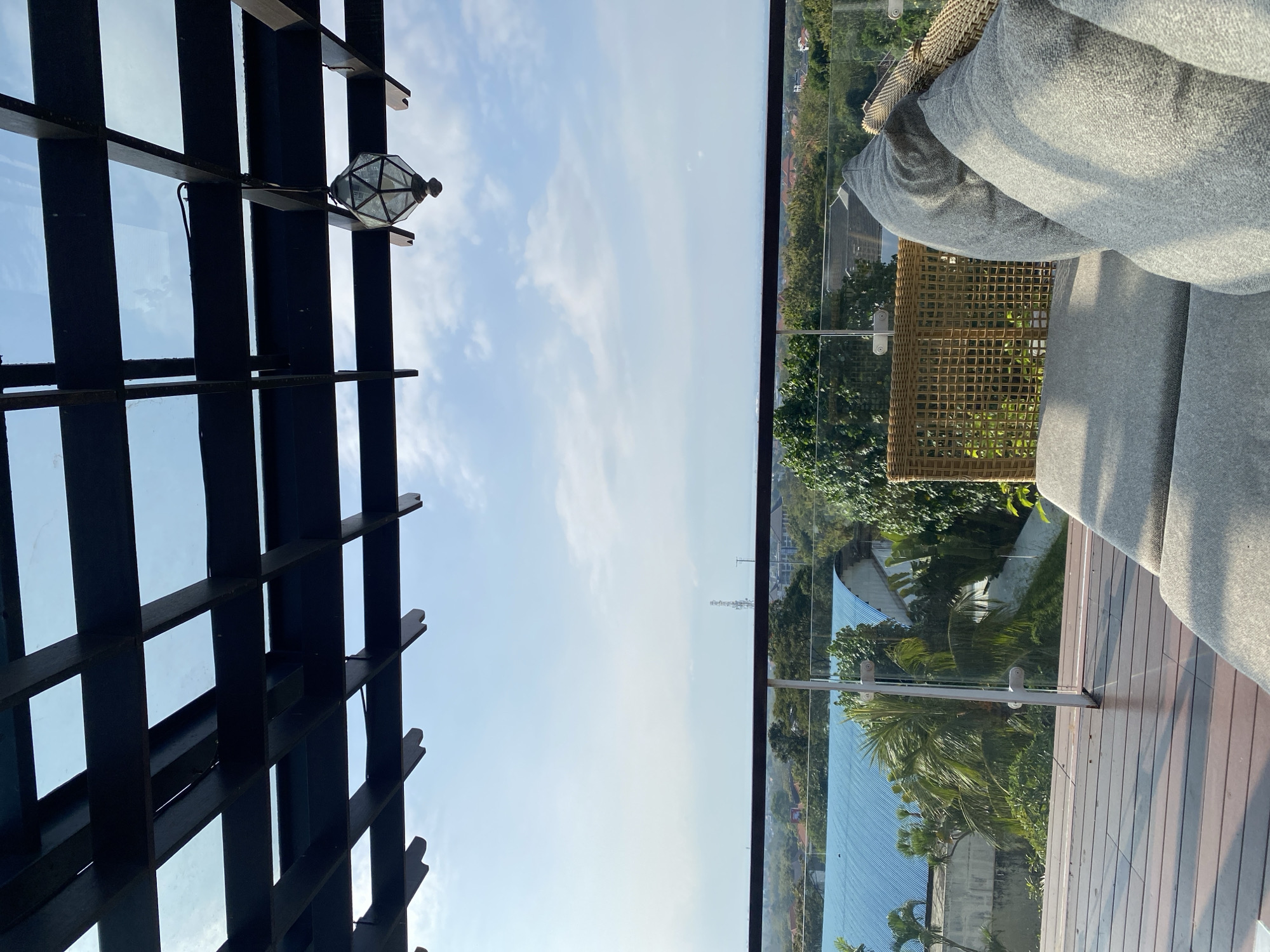 Morning at a Kuta Selatan hotel: rooftops, lobby, and green drinks