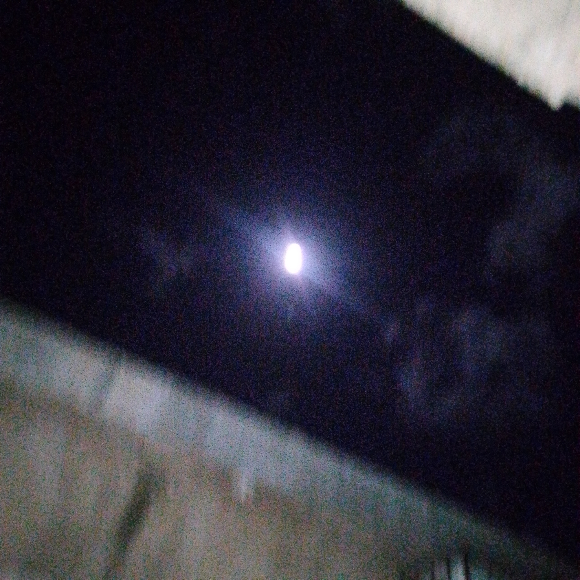 Nighttime photos capture light source, gate in Altagracia, Venezuela