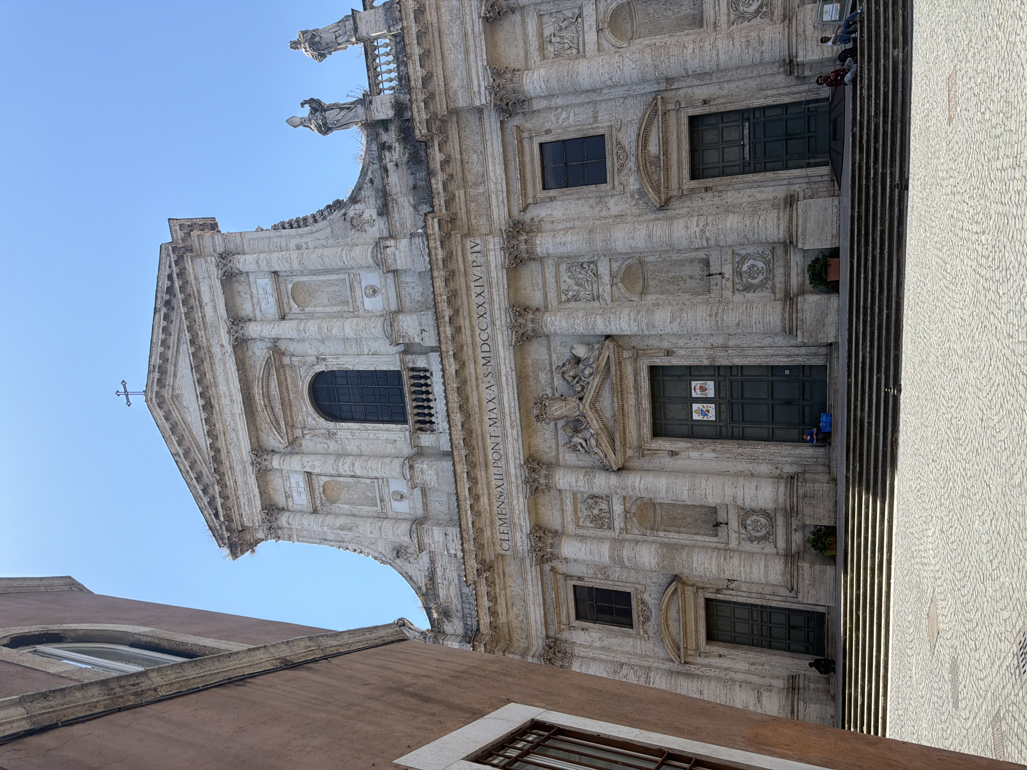 A morning moving through Rome's landmarks, churches, and museums.