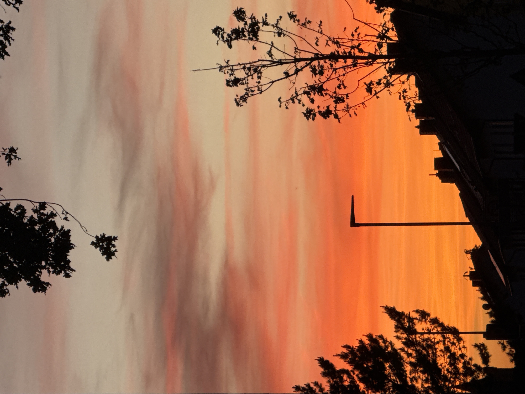 Evening sunset and social moments captured in Bruchköbel