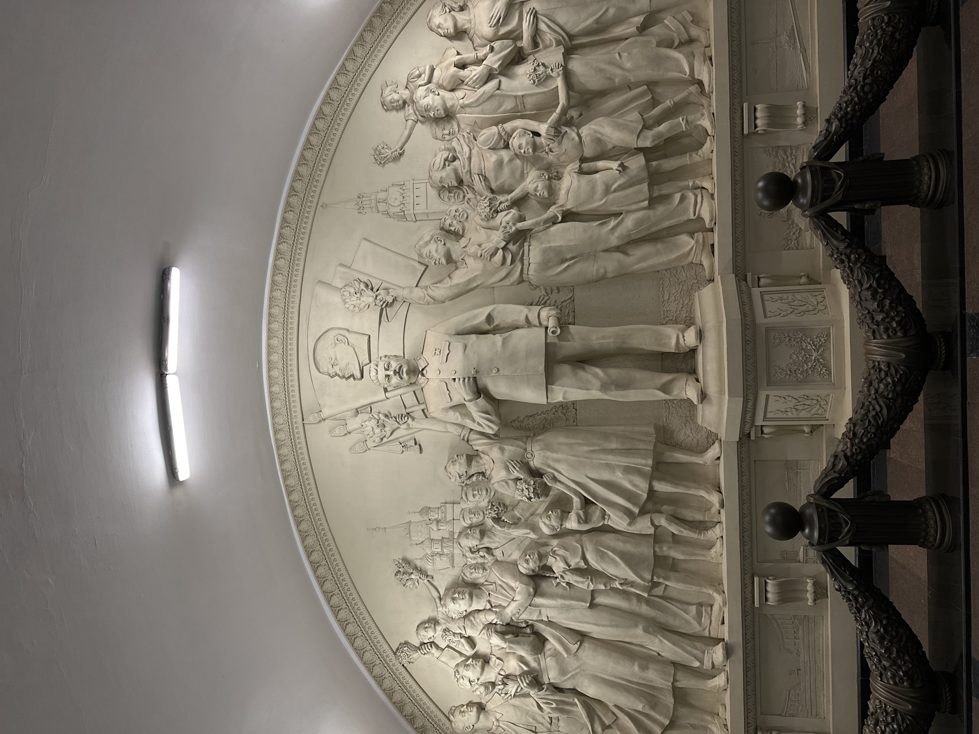 Political leader bas-relief sculpture spotted in Moscow metro station