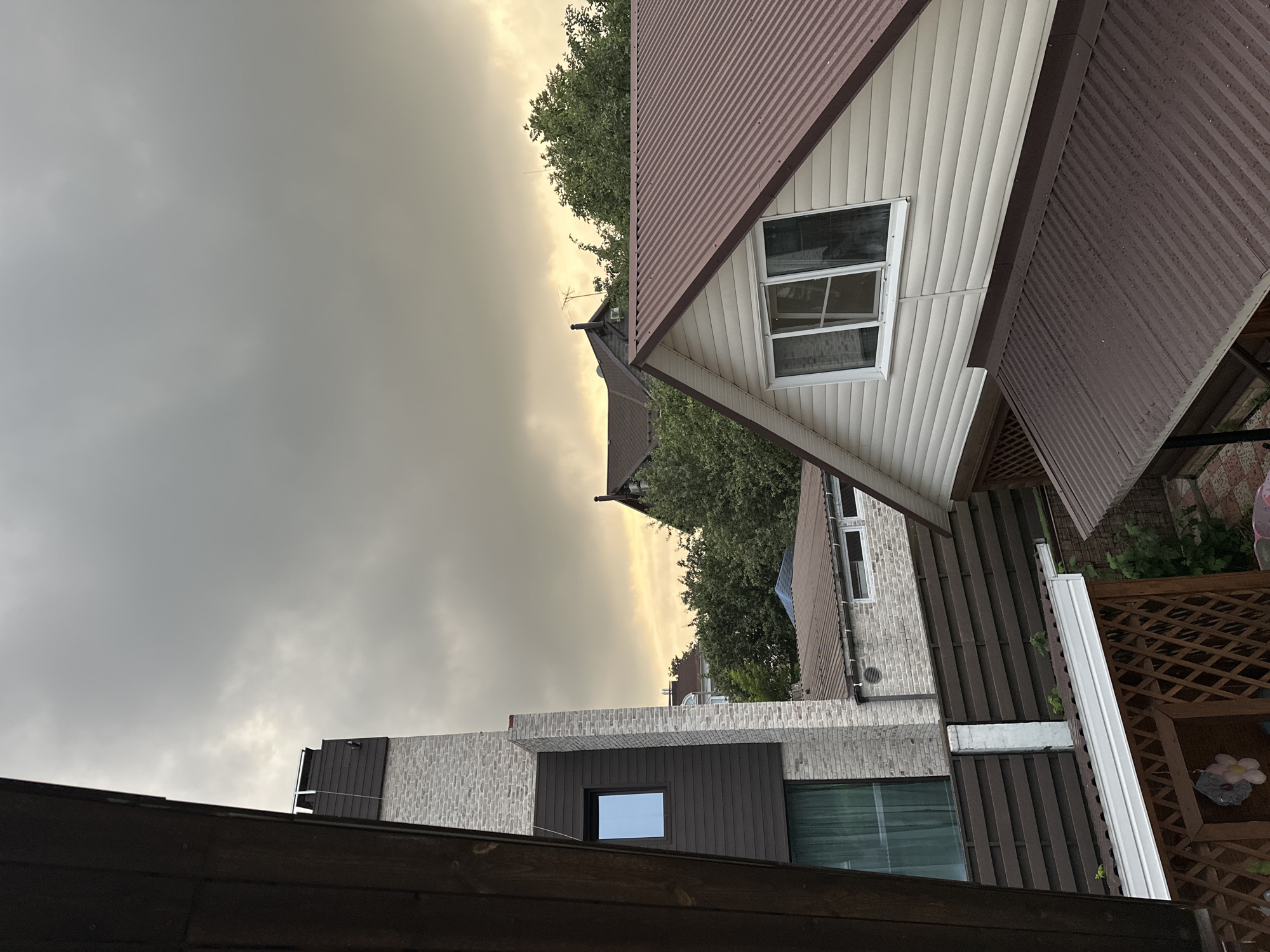 Storm clouds gather over a Nizhny Novgorod residential neighborhood