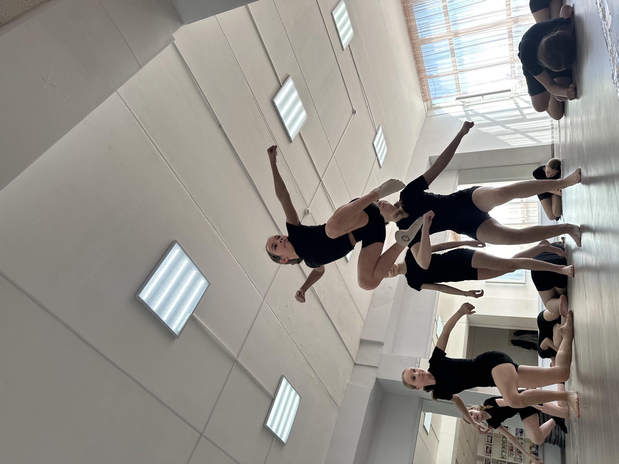 Dance students rehearse routine in Votkinsk studio