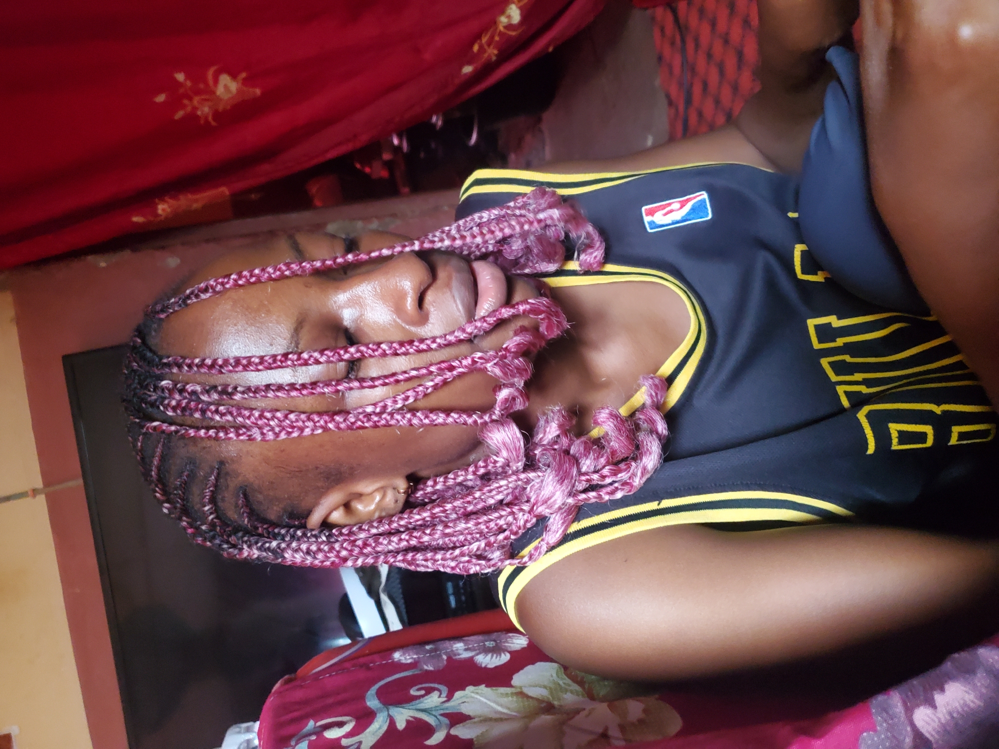 A day unfolding in Jos — streets, rest, and home life.