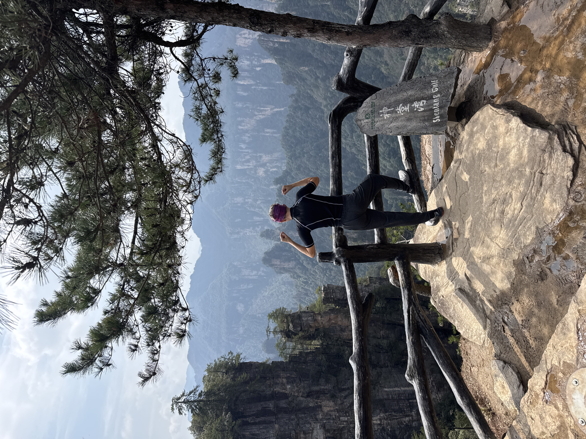Tourist documents natural beauty at Zhangjiajie National Forest Park