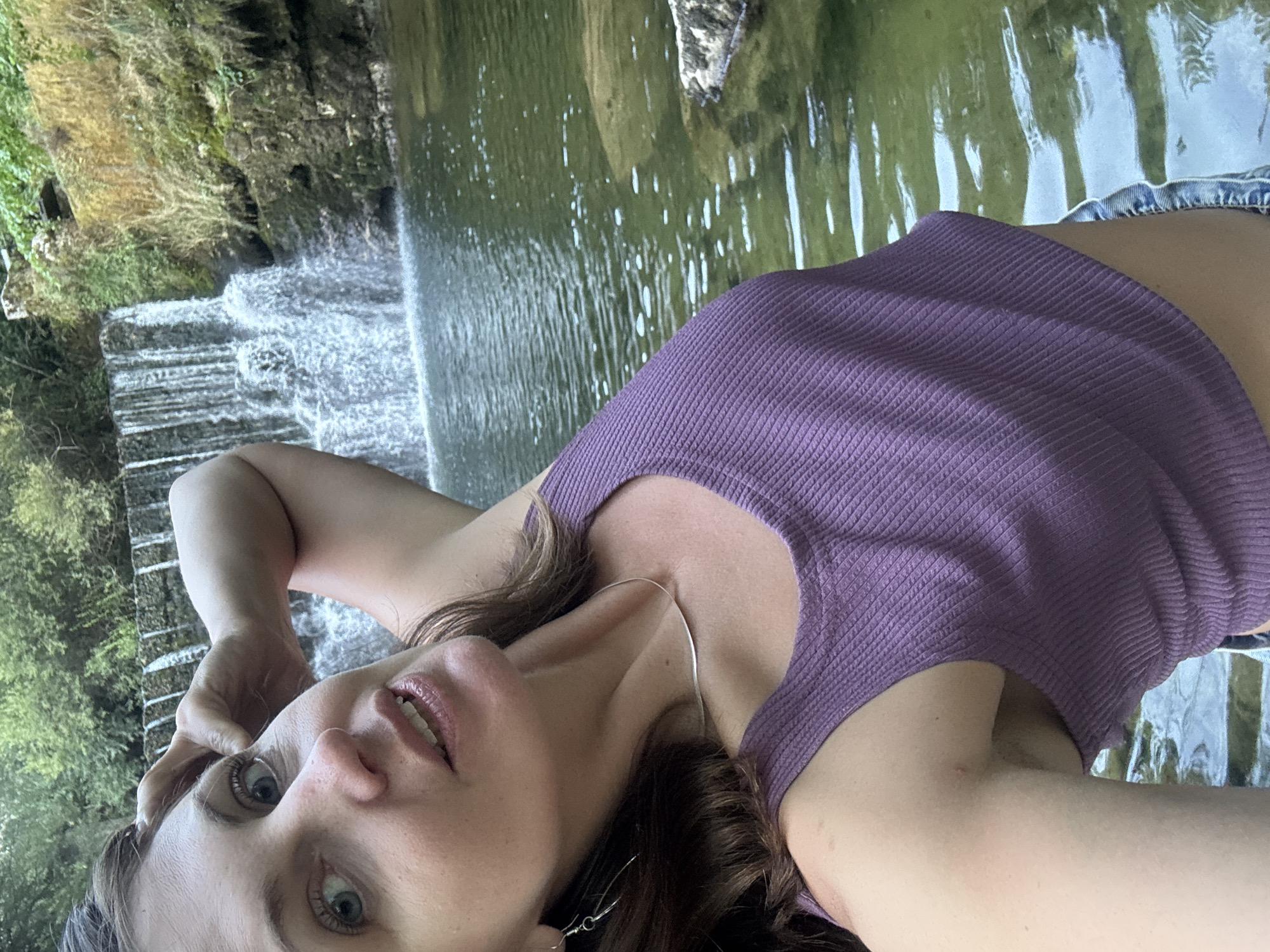 Afternoon stop at a Saint-Claude waterfall in the Jura