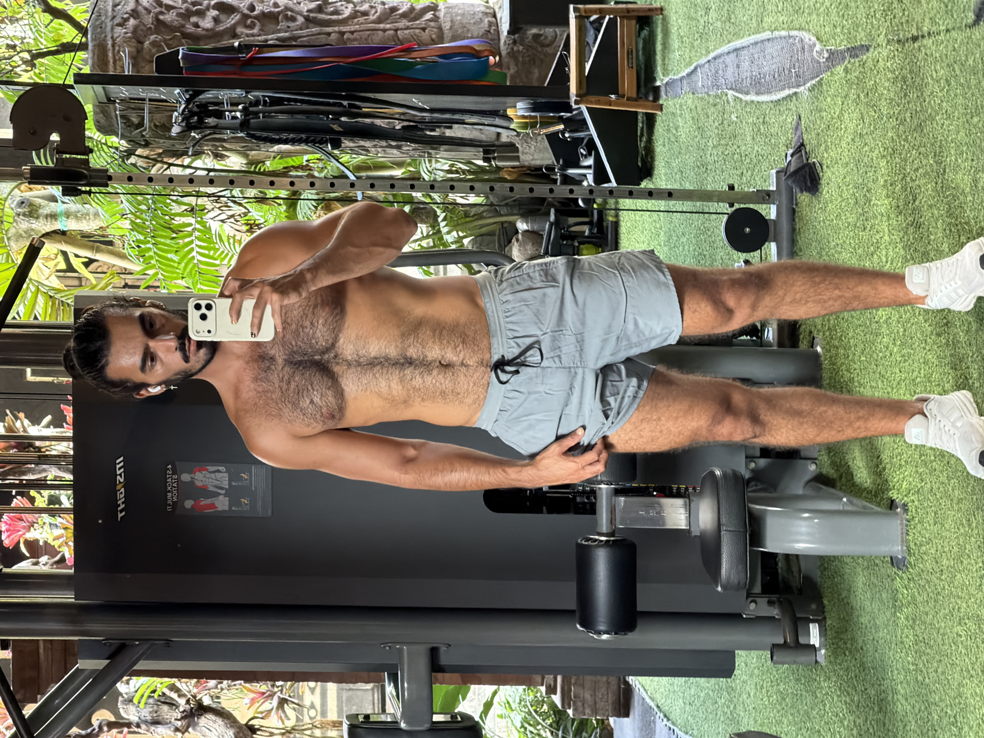 Gym selfie at a scenic open-air spot in North Kuta