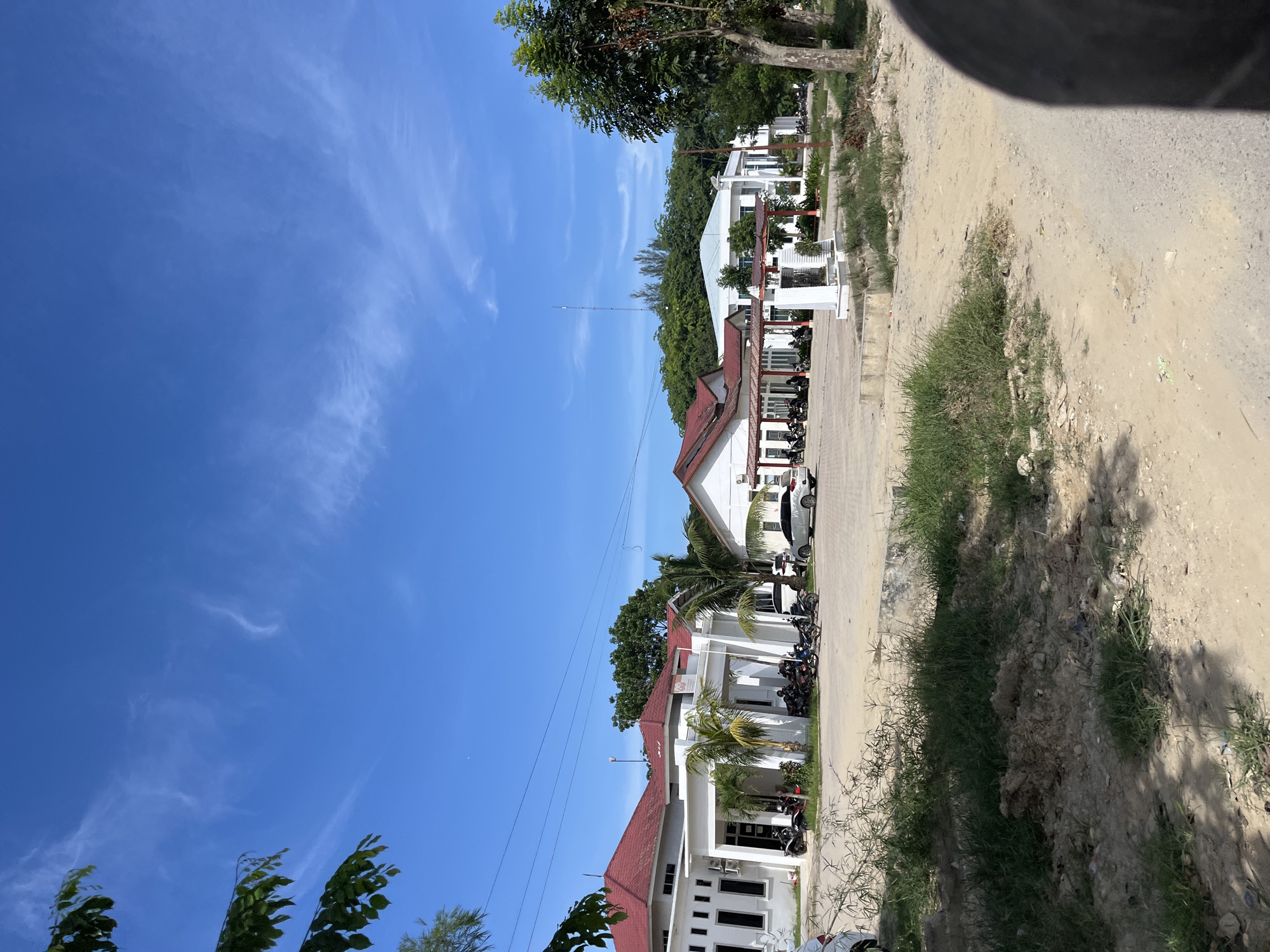 Street-level slice of daily life in Bundar, North Sumatra