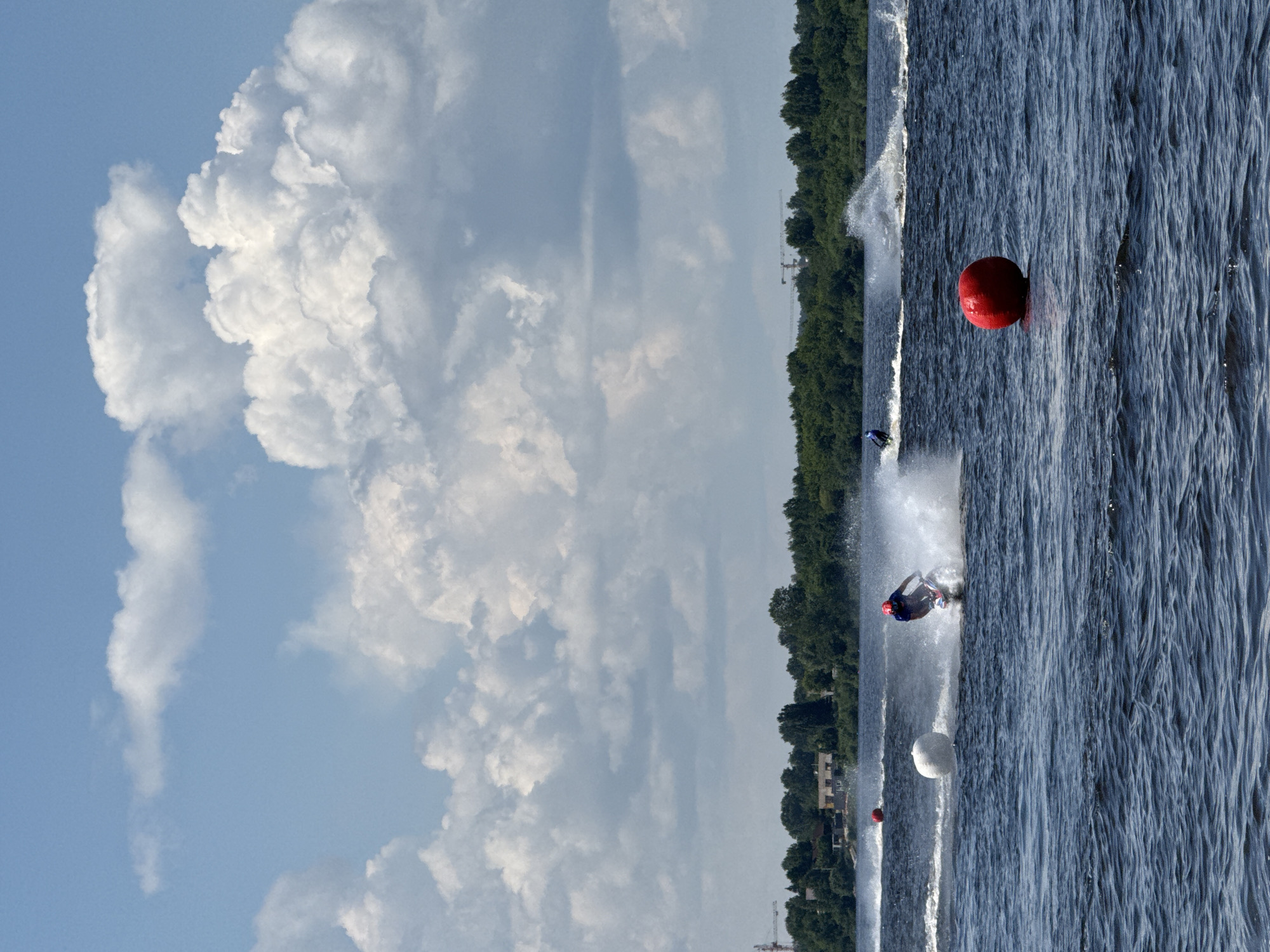 Jet ski race draws crowds to Kama River waterfront