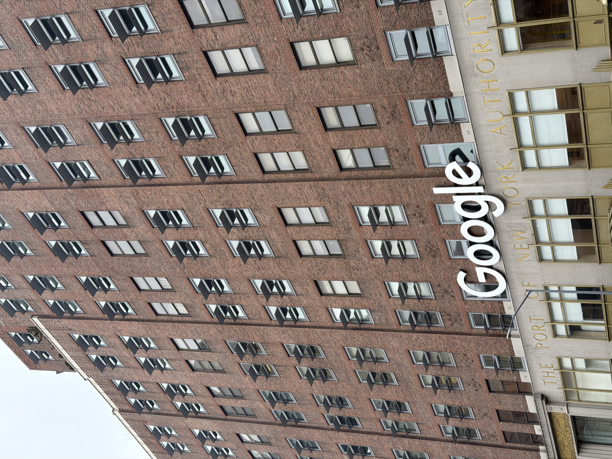 NYC witnesses spot Google building, bronze penny sculpture
