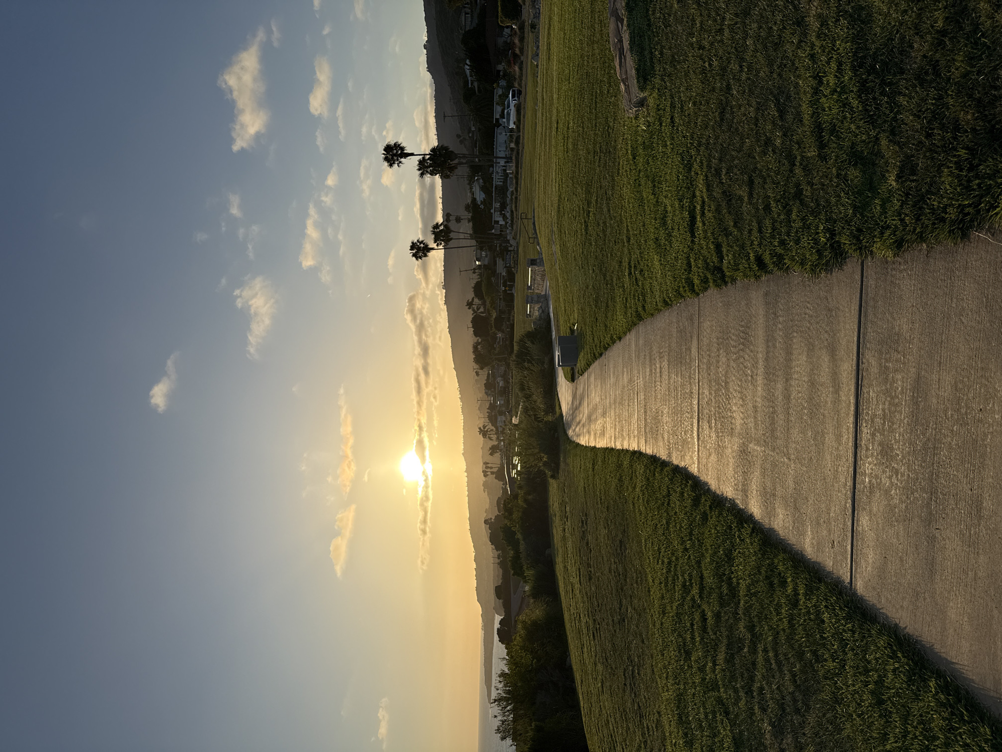 Evening scenes documented in Rancho Palos Verdes residential area