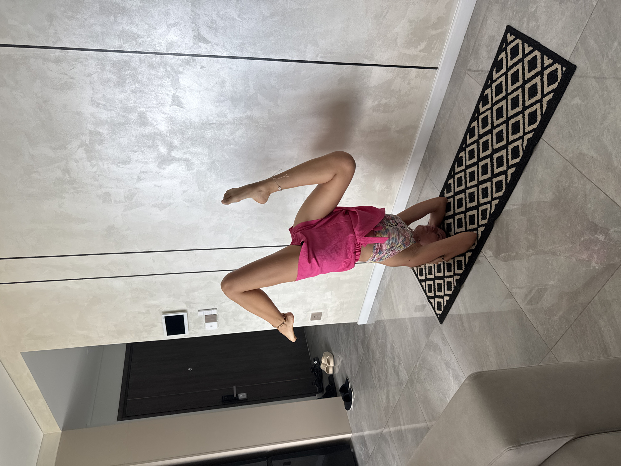 Morning yoga session captured in Đà Nẵng apartment