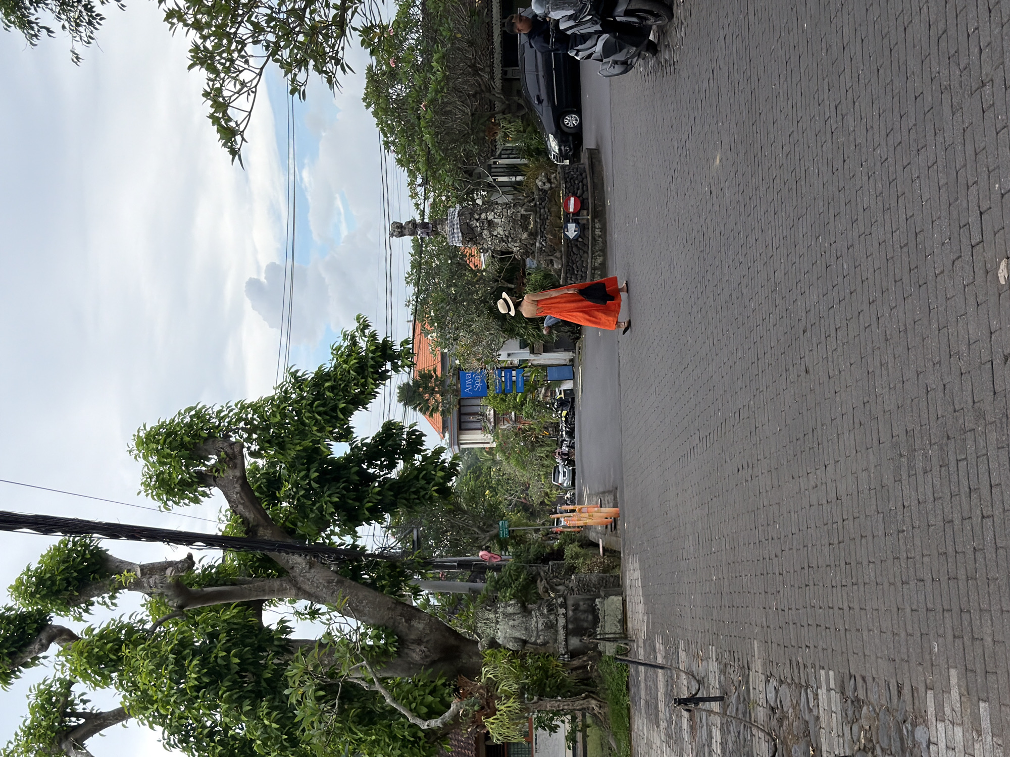 Morning scenes of traditional Ubud architecture and cafes documented