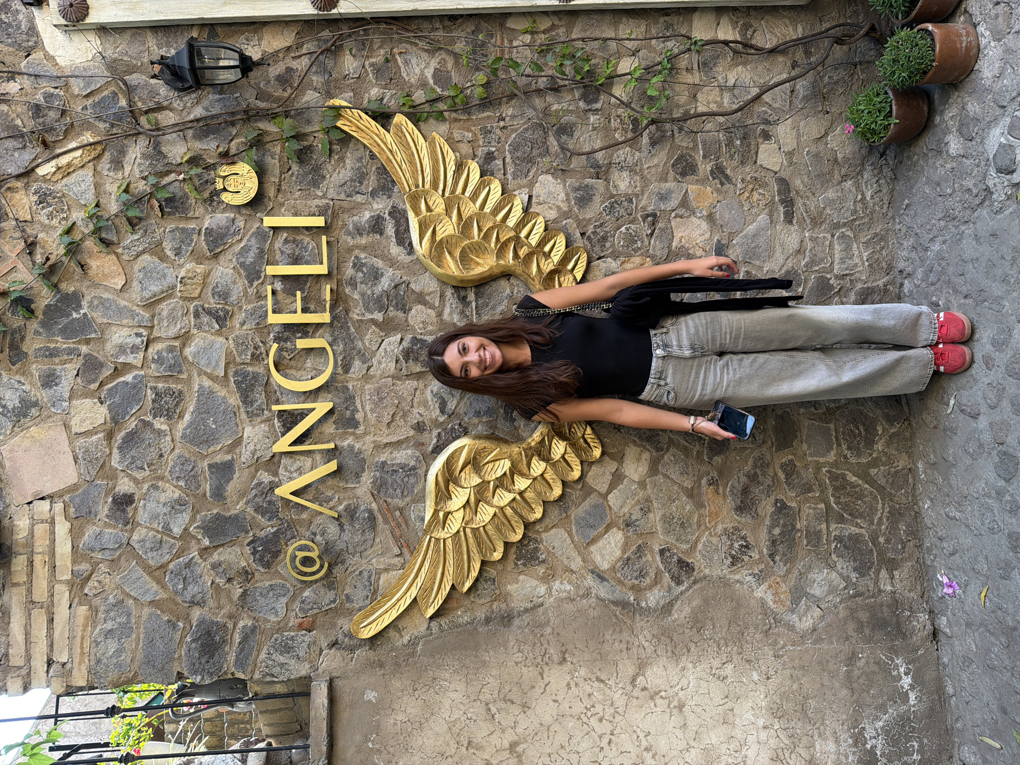 Tourist activity documented at European-themed Val'Quirico development in Mexico