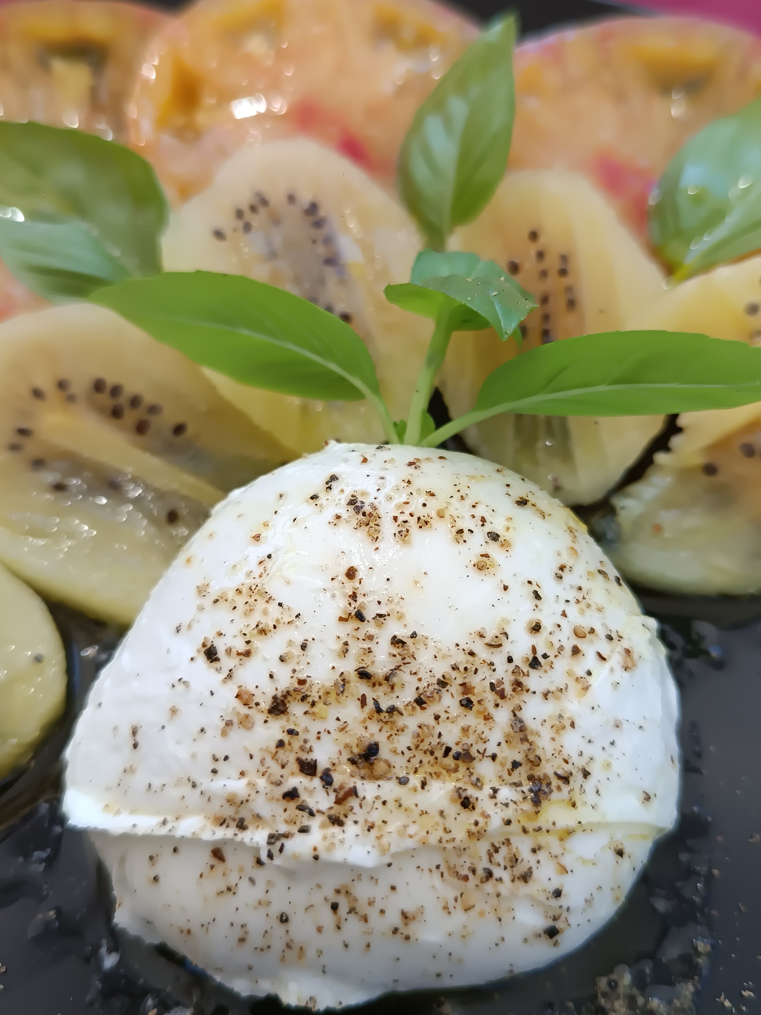 Afternoon in Viadana: woodworking, garden life, and summer food