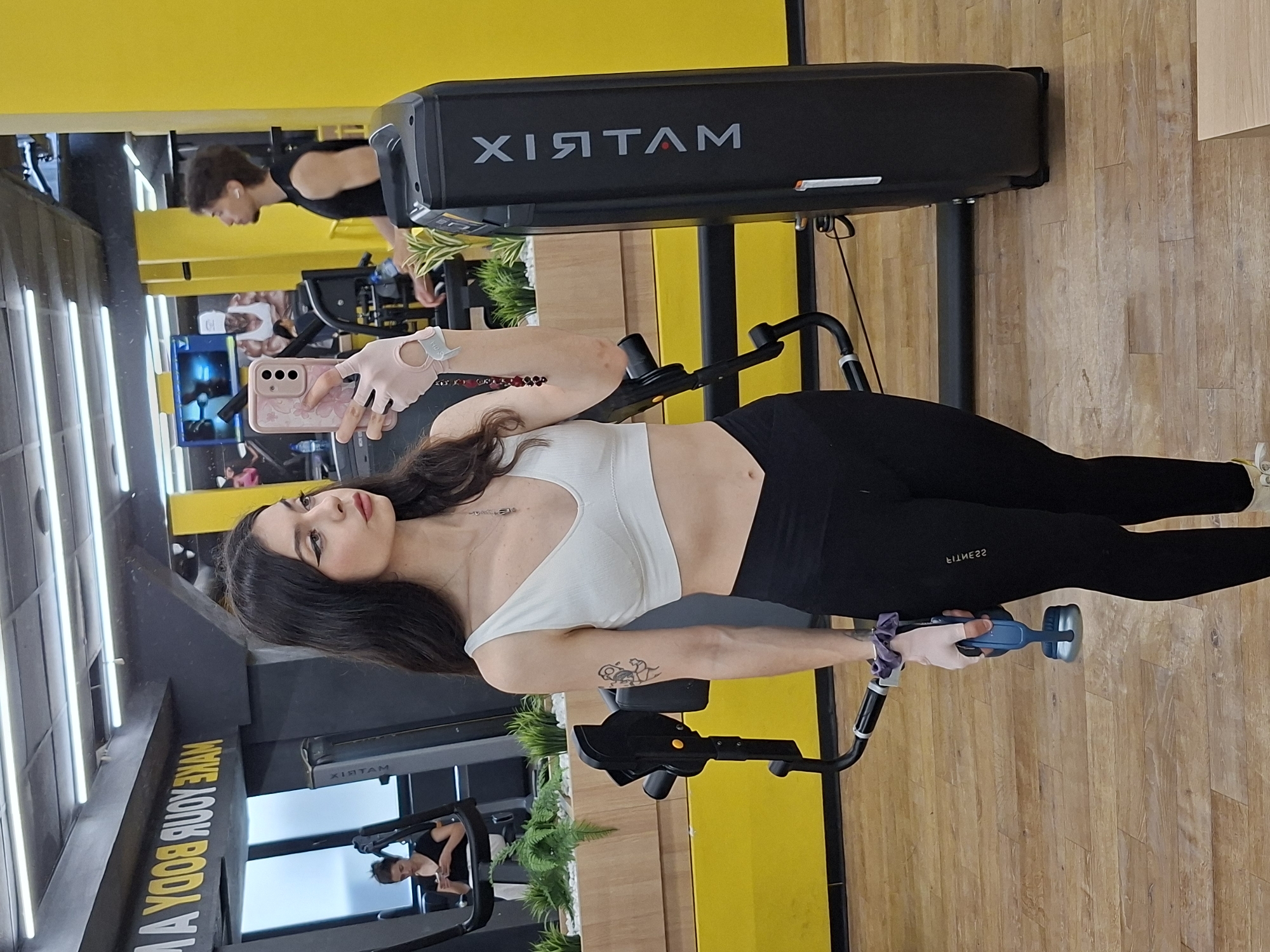 Sofia resident documents morning gym session and paella cooking
