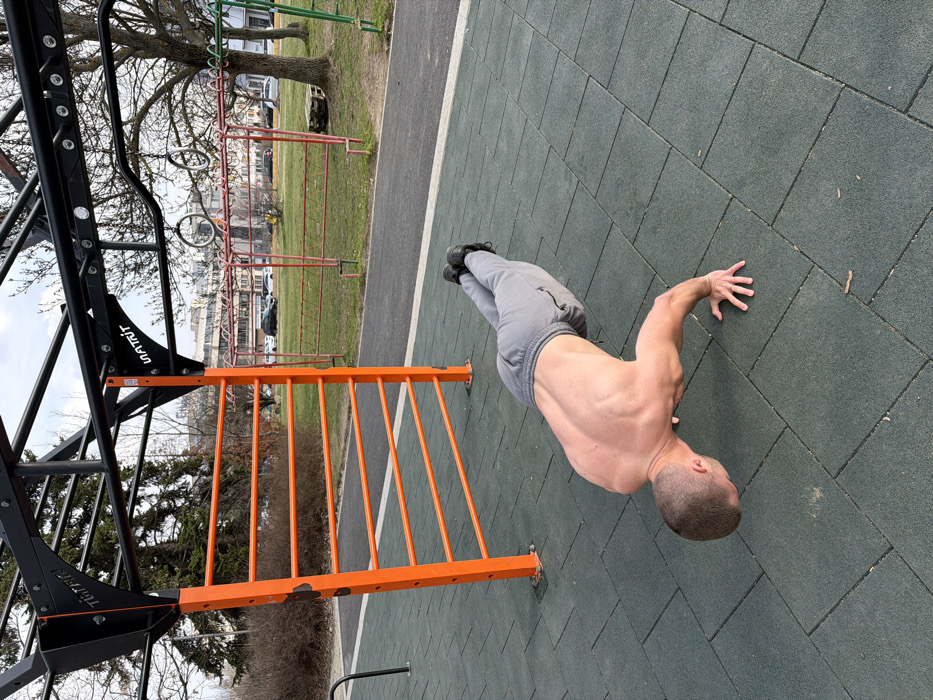 Sofia residents document ordinary afternoon moments across city