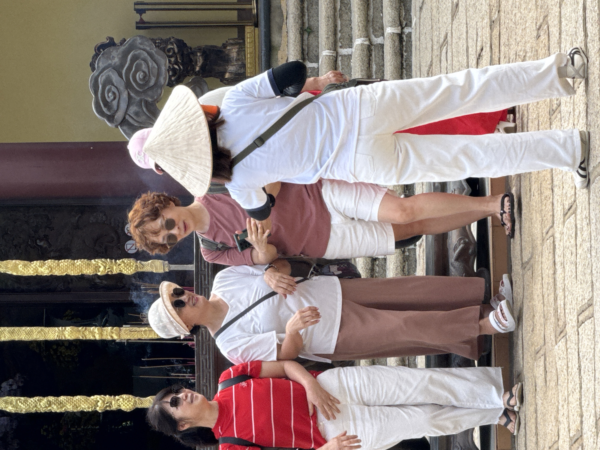 Exploring a Da Lat Buddhist temple and its flower-filled grounds