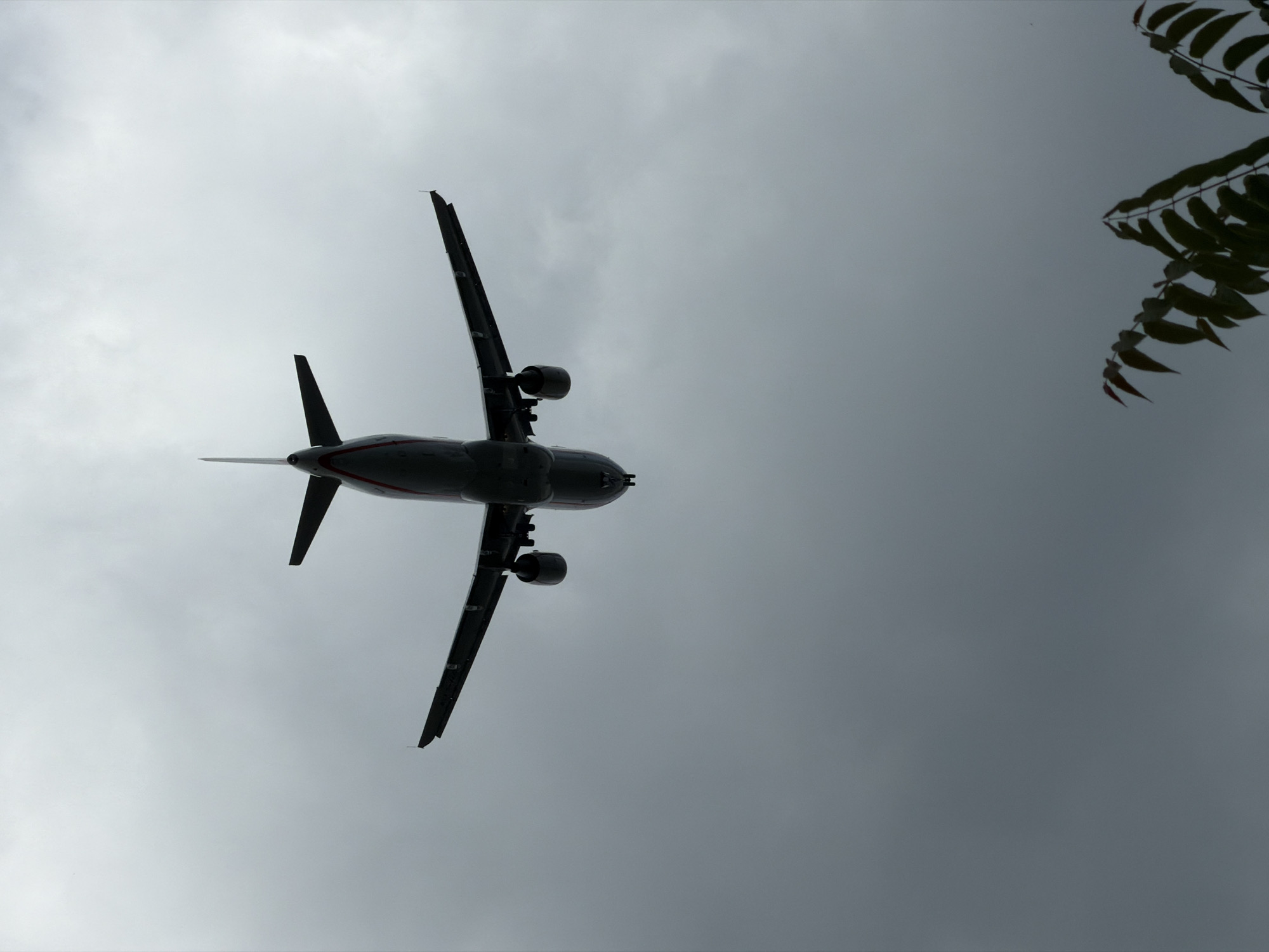 Morning in Burgas: planes overhead, cars, and everyday scenes
