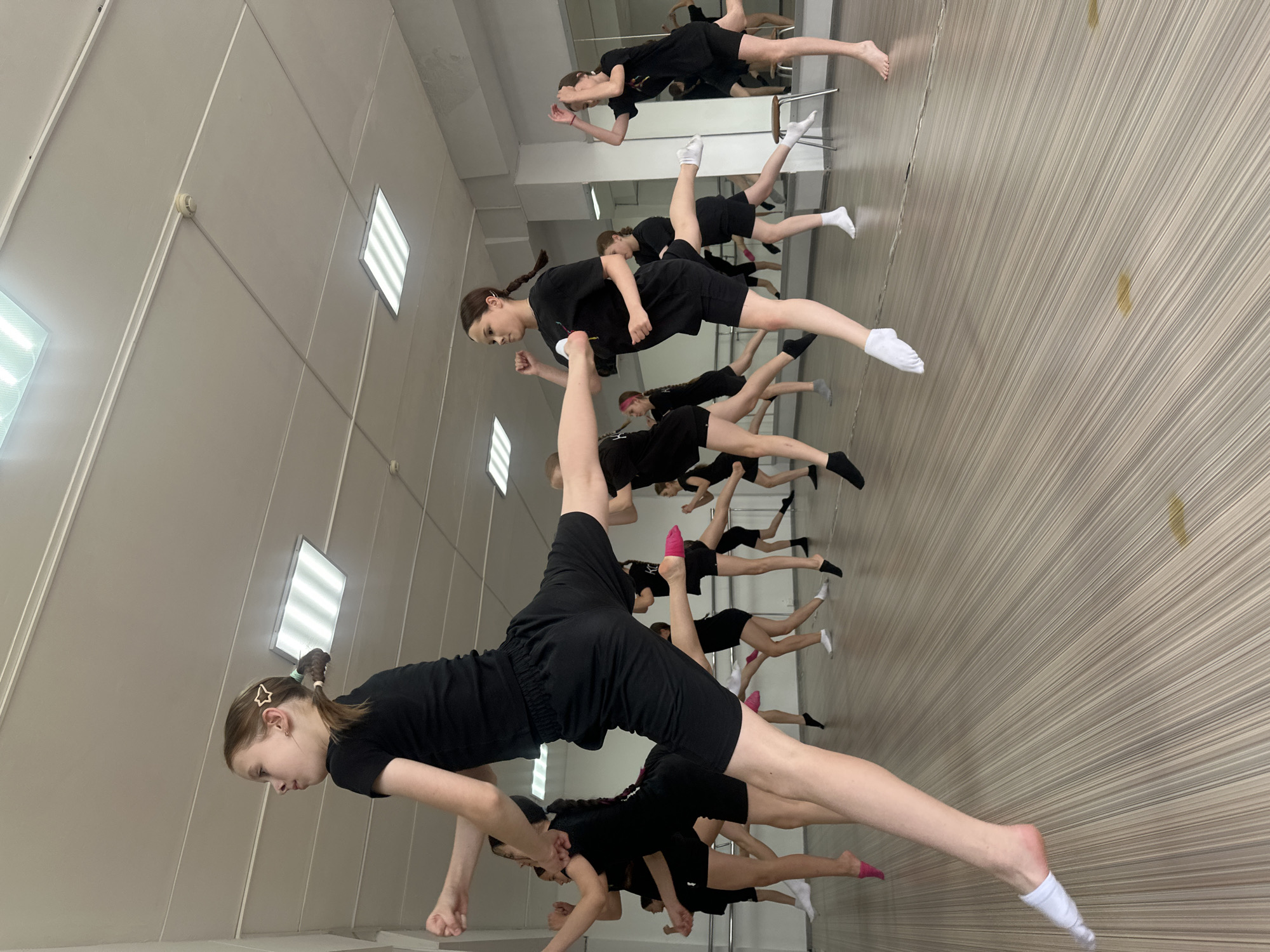Dance rehearsal in progress at a Votkinsk studio