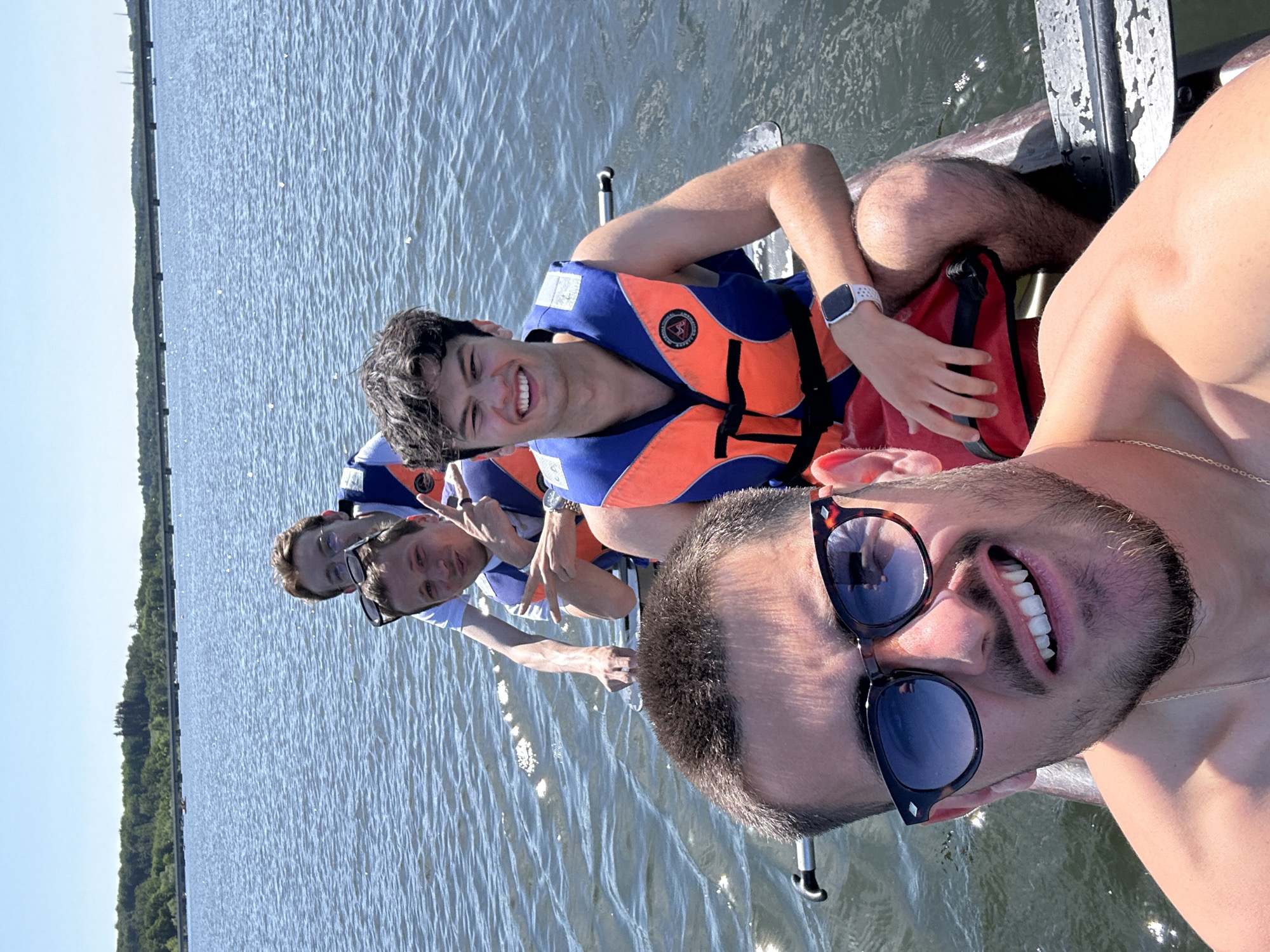 Four friends document boating trip on Germany's Möhnesee lake