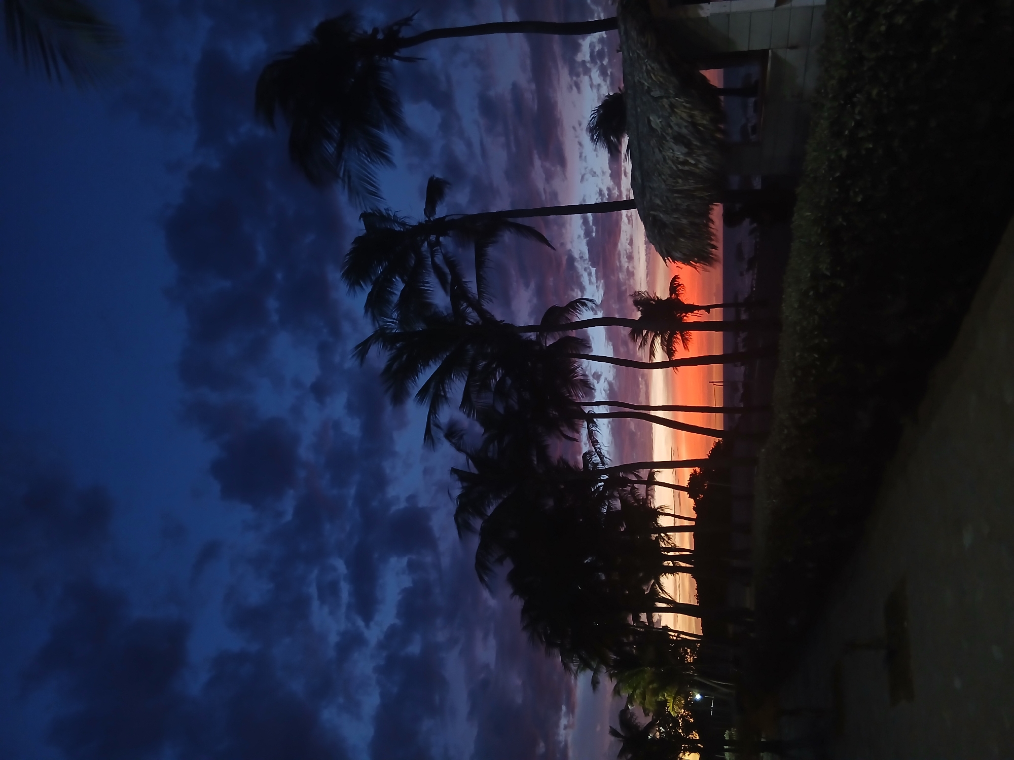 Venezuelan resort guests witness dramatic sunset over pools