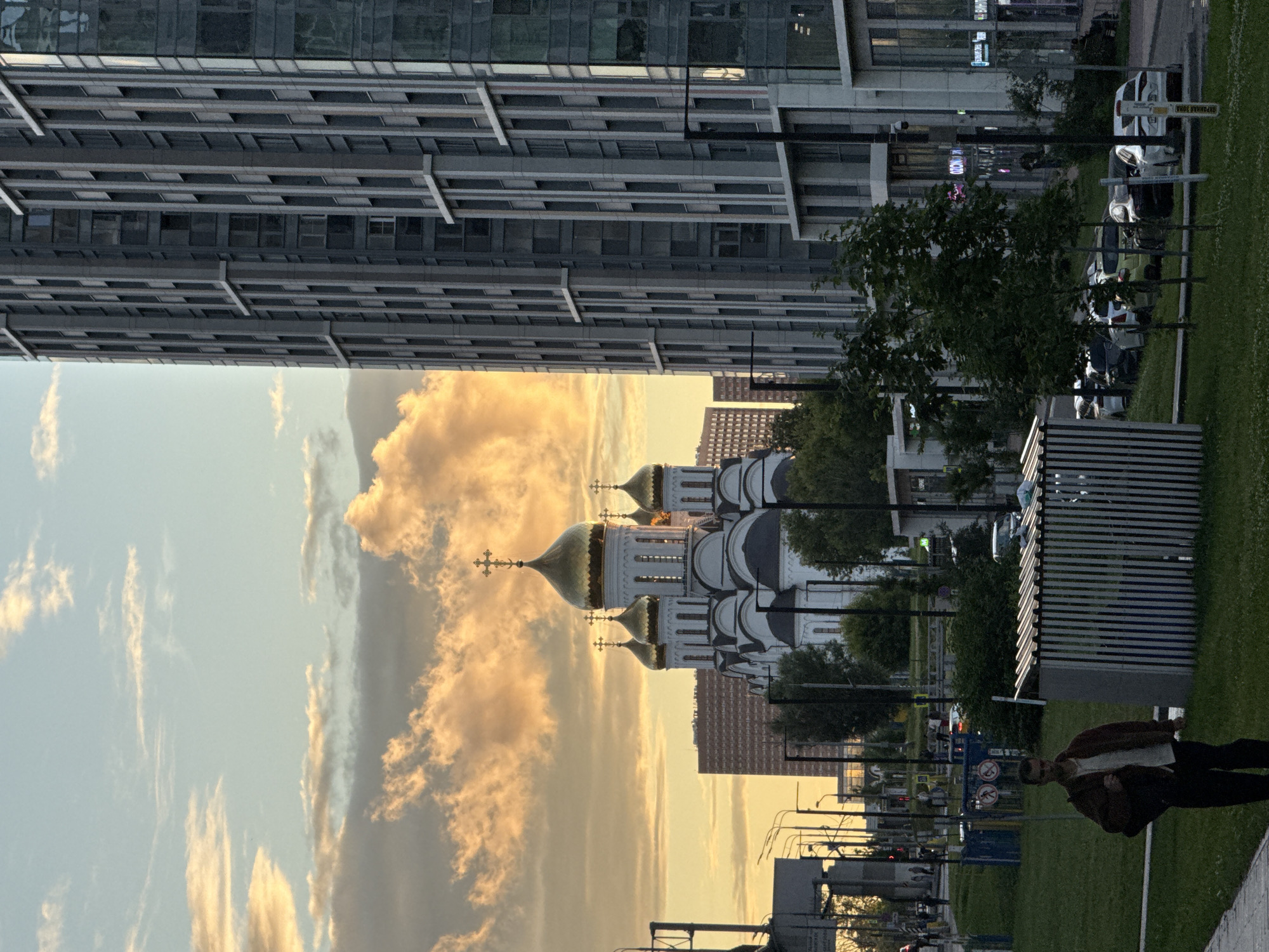 Moscow afternoon: cathedral sunsets, mirror selfies, and a sleepy dog