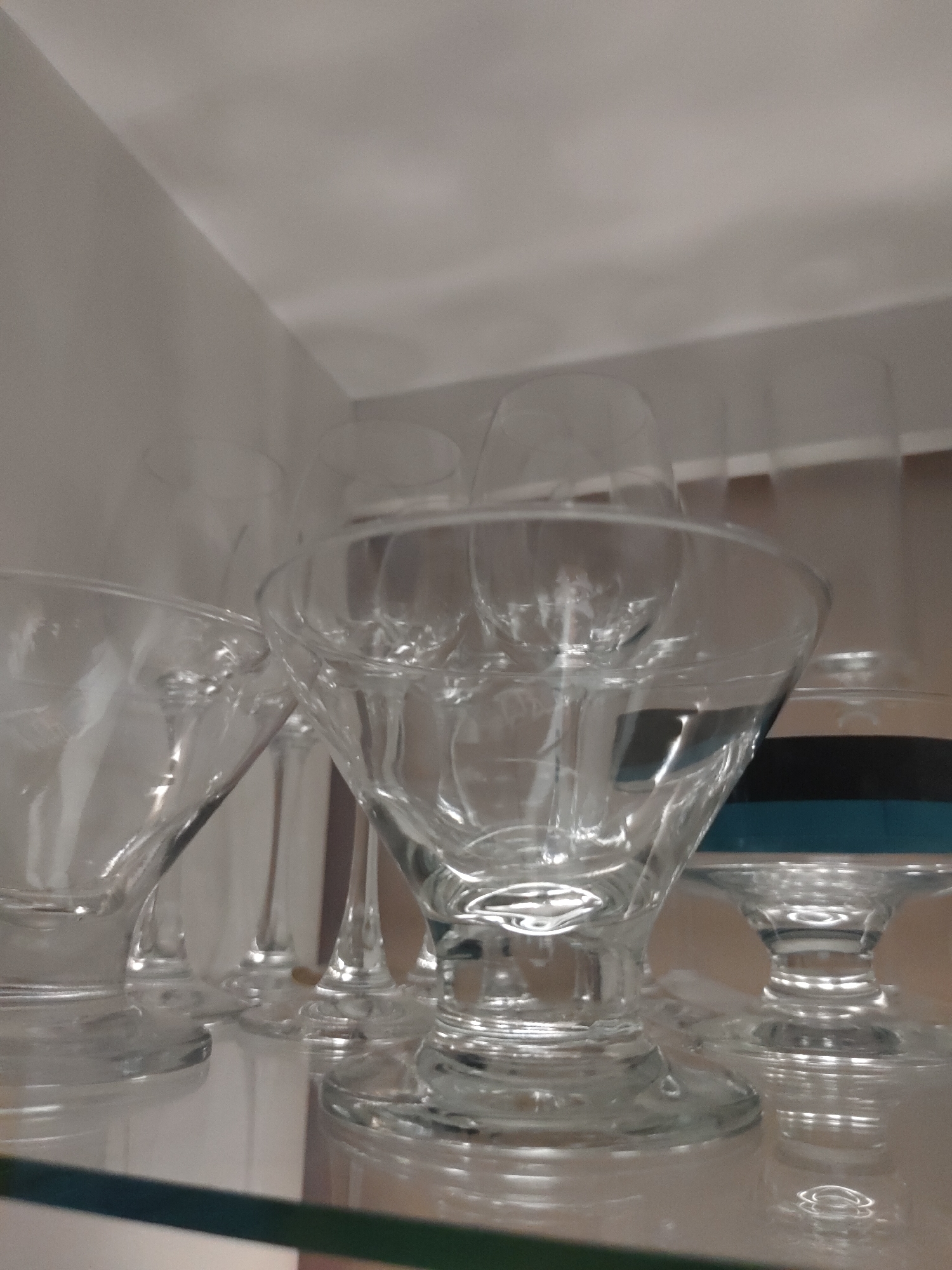 Anonymous witness documents household items, artwork in Davao City residence