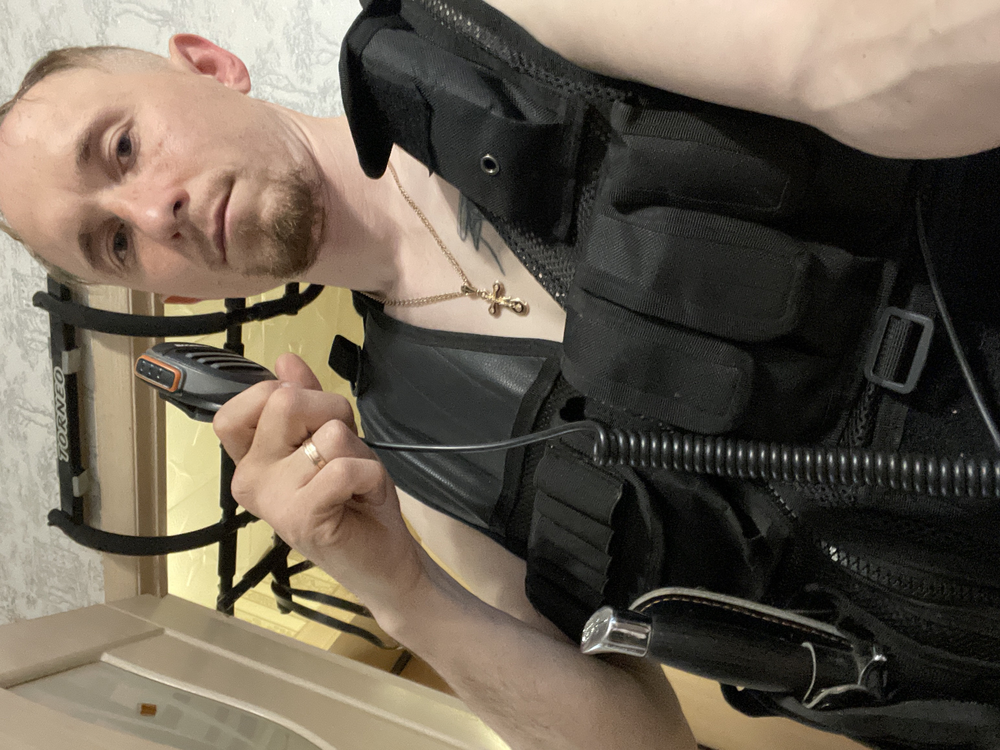 Man documents workout routine in Sigayevo residence