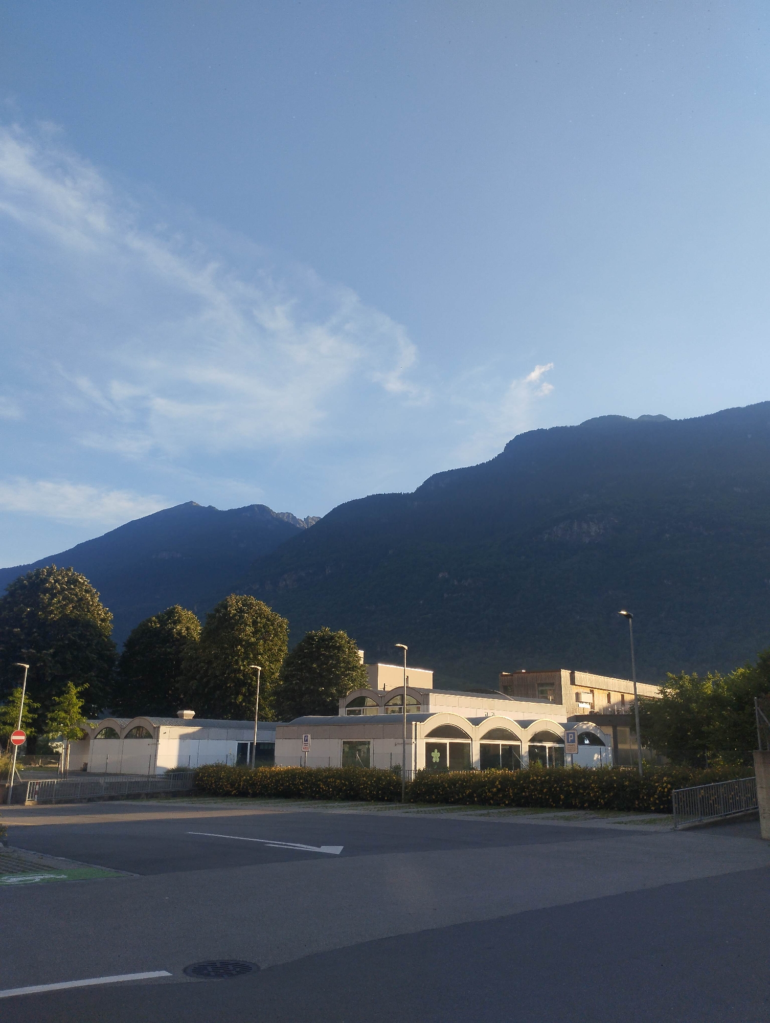 Evening documentation captures Swiss town streets, gardens, mountain views