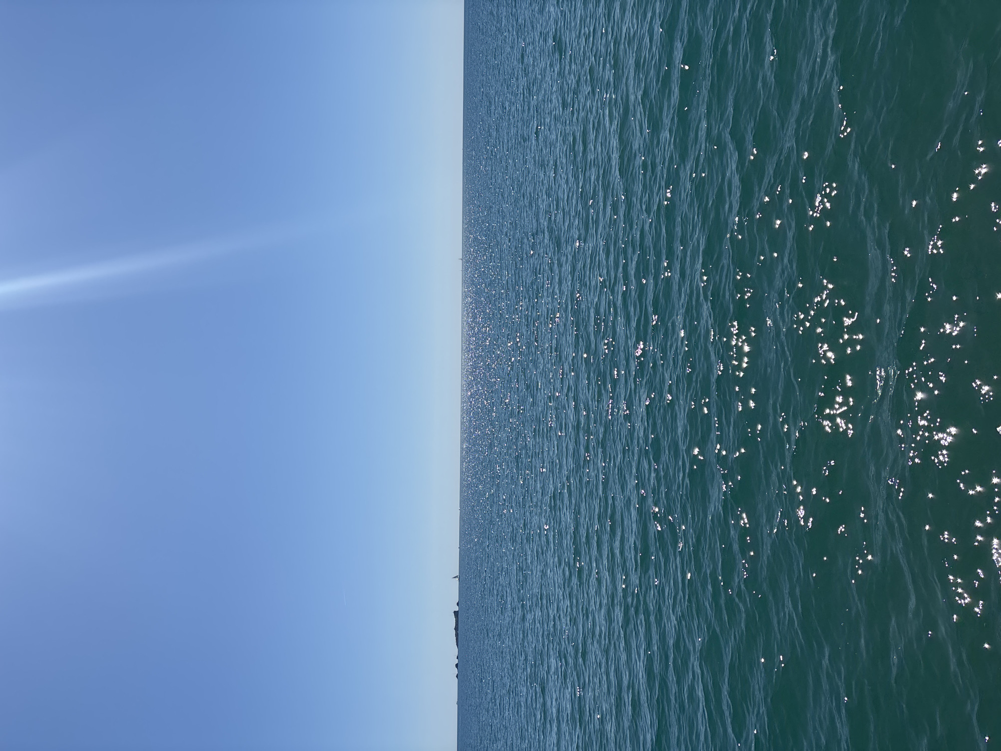 Clear skies, calm seas documented along Fréjus coastline