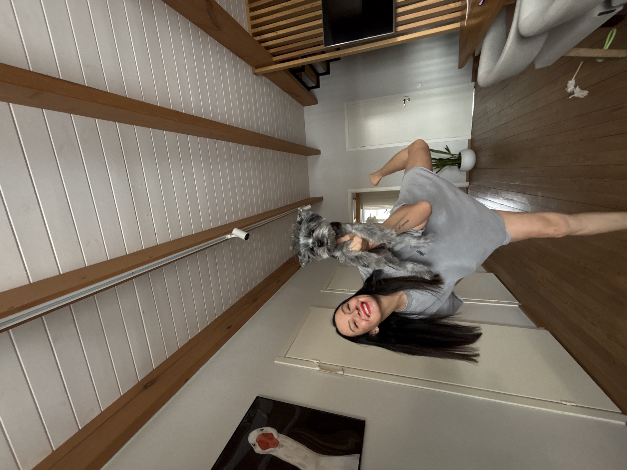 Woman documents morning activities across Chaikovsky, Russia locations