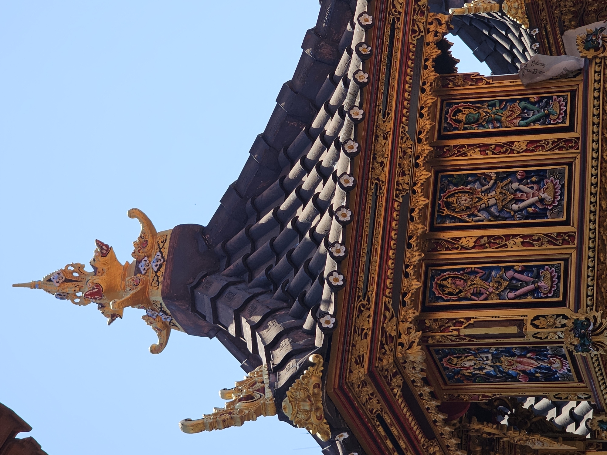 Witness documents Balinese temples and street life in Denpasar