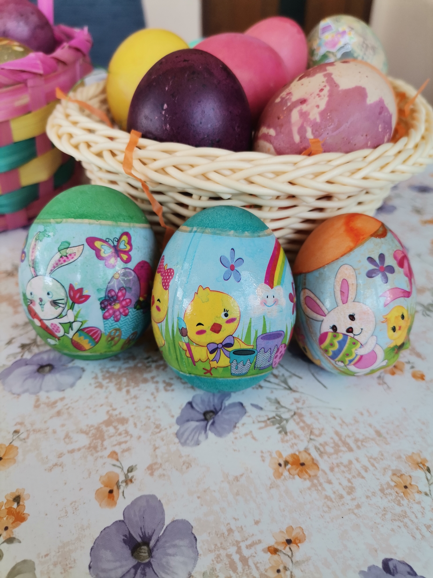 Easter egg displays observed in Obrochishte, Bulgaria