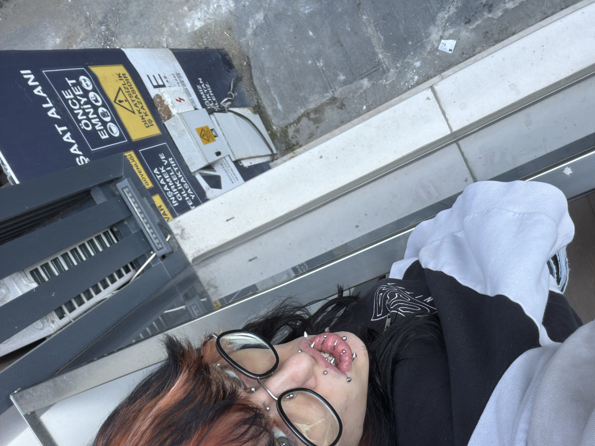 Person with facial piercings spotted in Istanbul's Şişli district