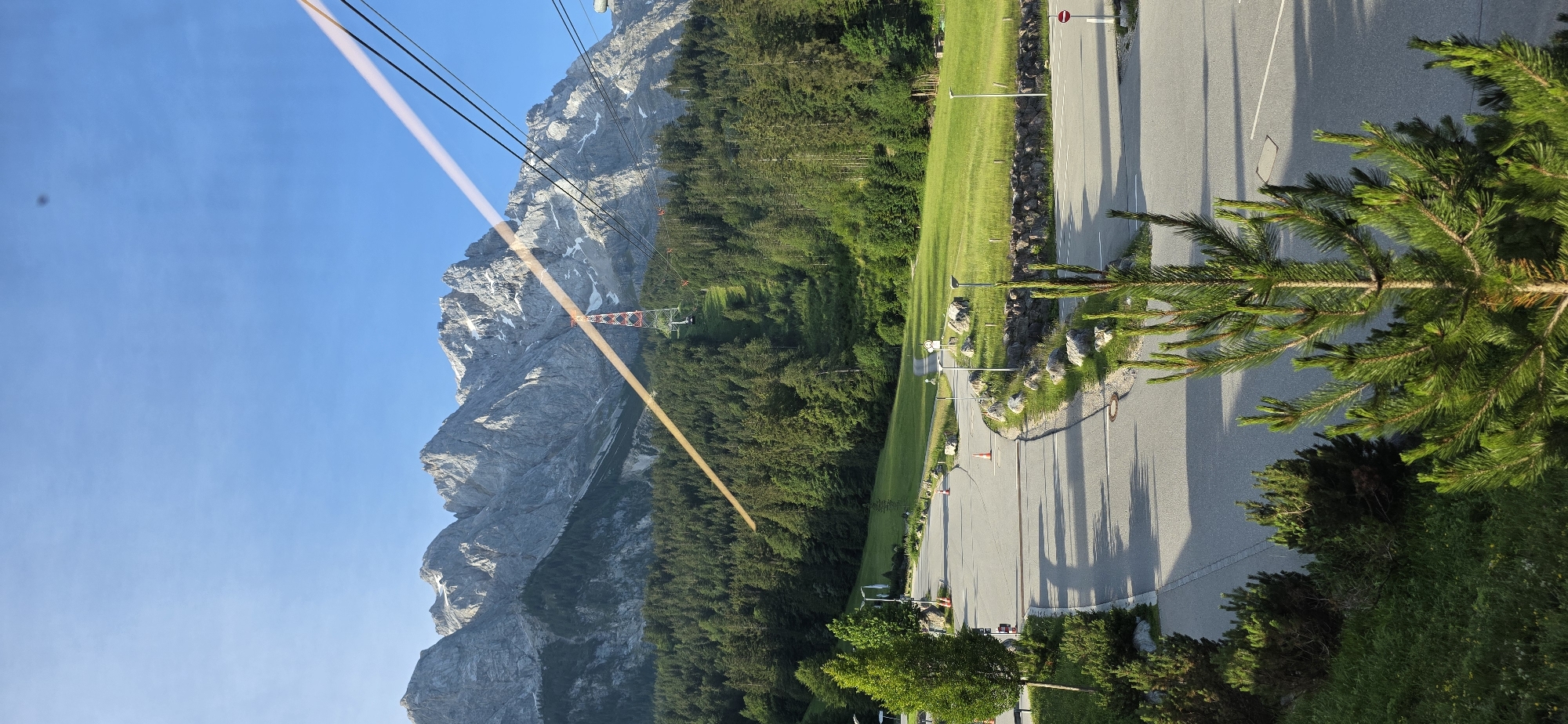 Morning tour of the Zugspitze cable car area in Grainau