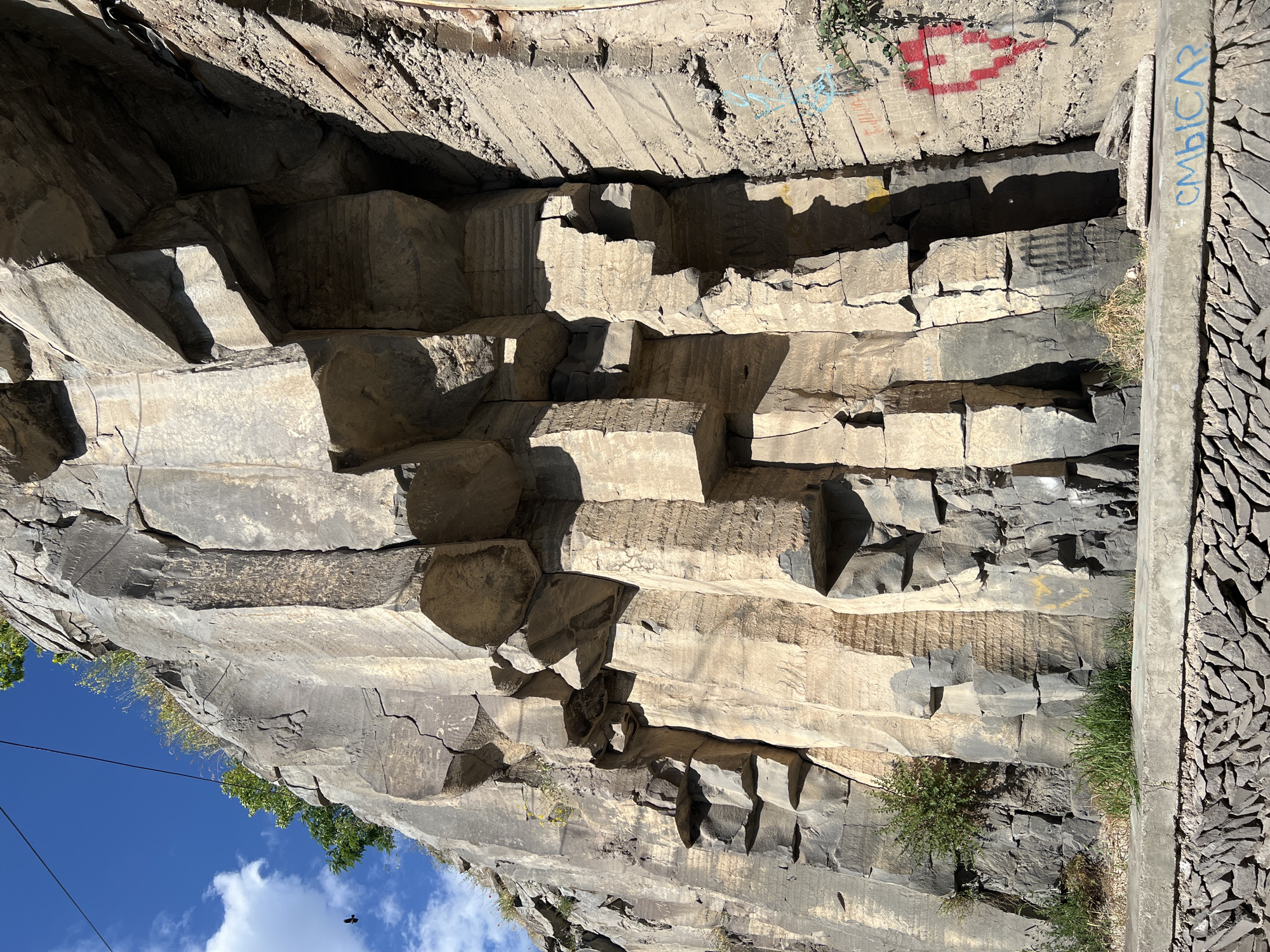Urban explorer documents Yerevan's tunnels, graffiti, and street life